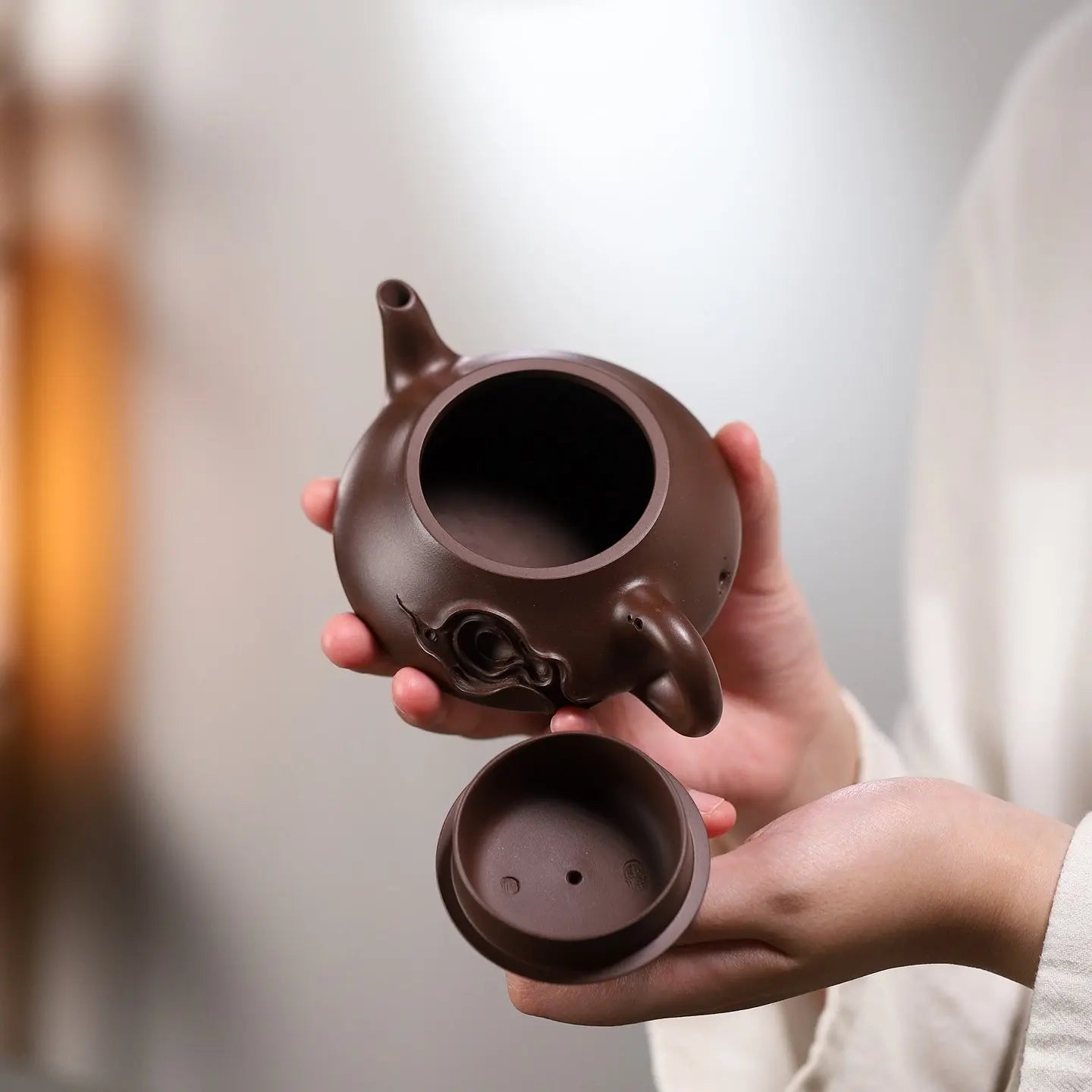 Han Tang Shi Piao 190cc - Yixing Handmade Teapot 江苏宜兴