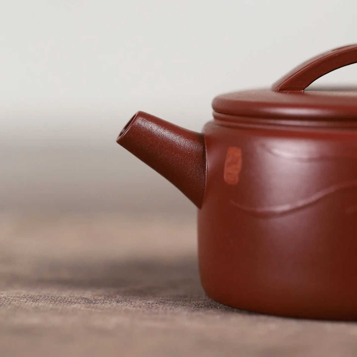 Han Wa 110cc - Yixing Handmade Teapot 江苏宜兴