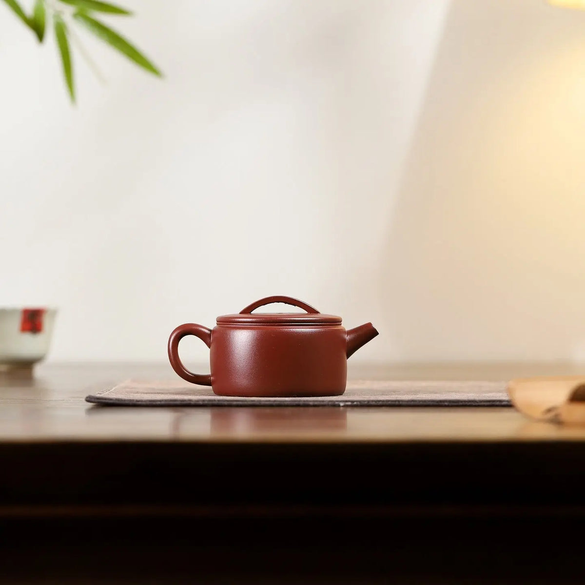 Han Wa 110cc - Yixing Handmade Teapot 江苏宜兴