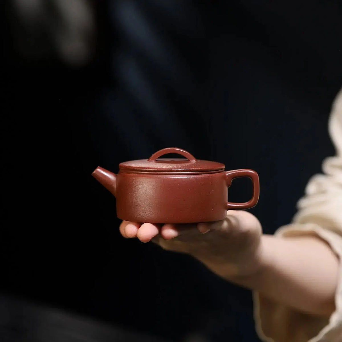 Han Wa 120cc - Yixing Handmade Teapot 江苏宜兴