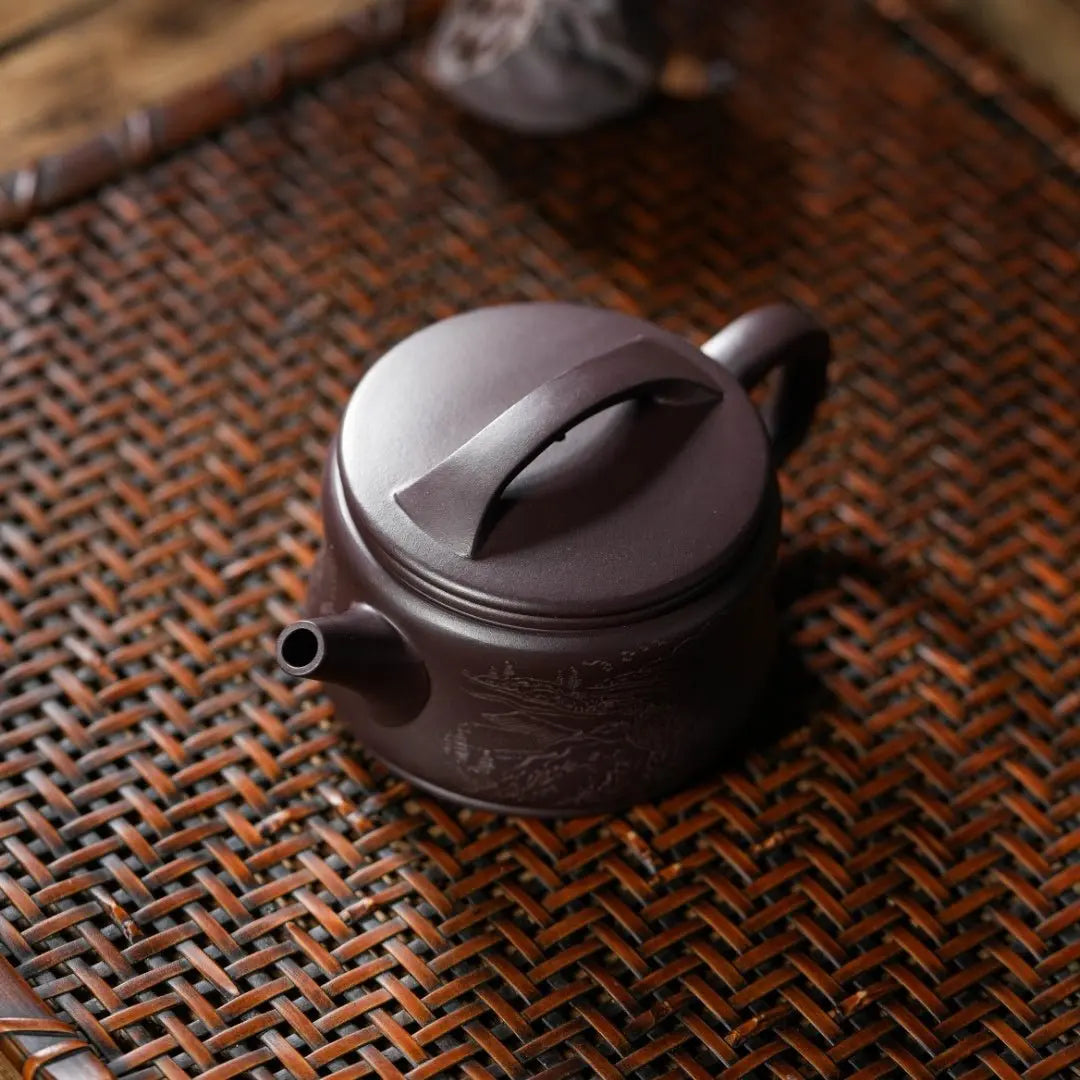Han Wa 170cc - Yixing Handmade Teapot 江苏宜兴
