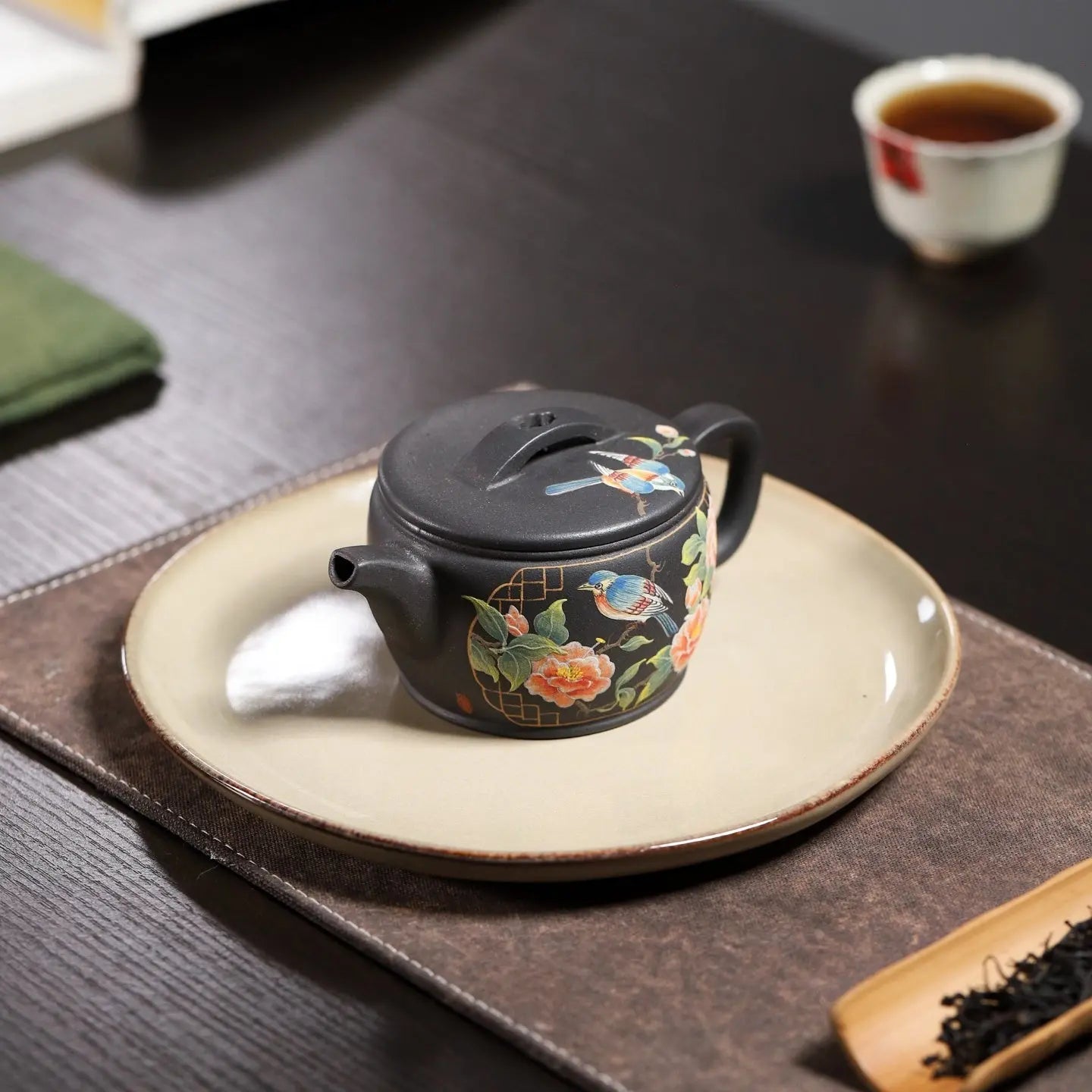 Han Wa 170cc - Yixing Handmade Teapot 江苏宜兴
