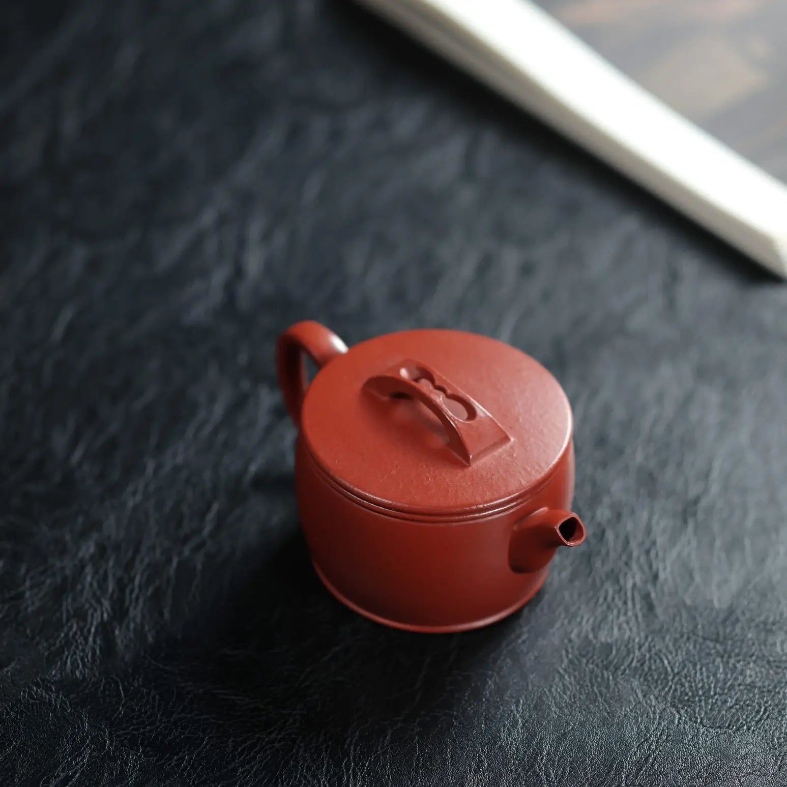 Han Wa 180cc - Yixing Handmade Teapot 江苏宜兴