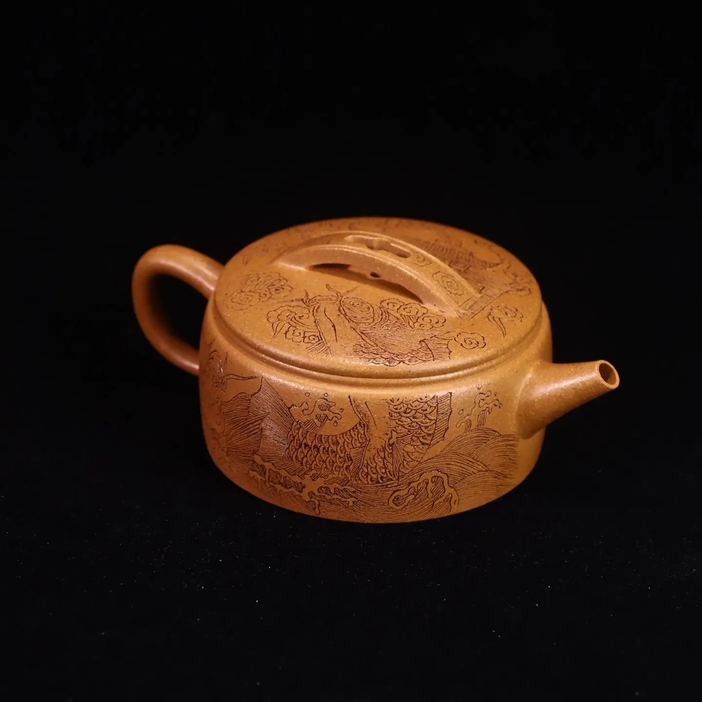 Han Wa 190cc - Yixing Handmade Teapot 江苏宜兴