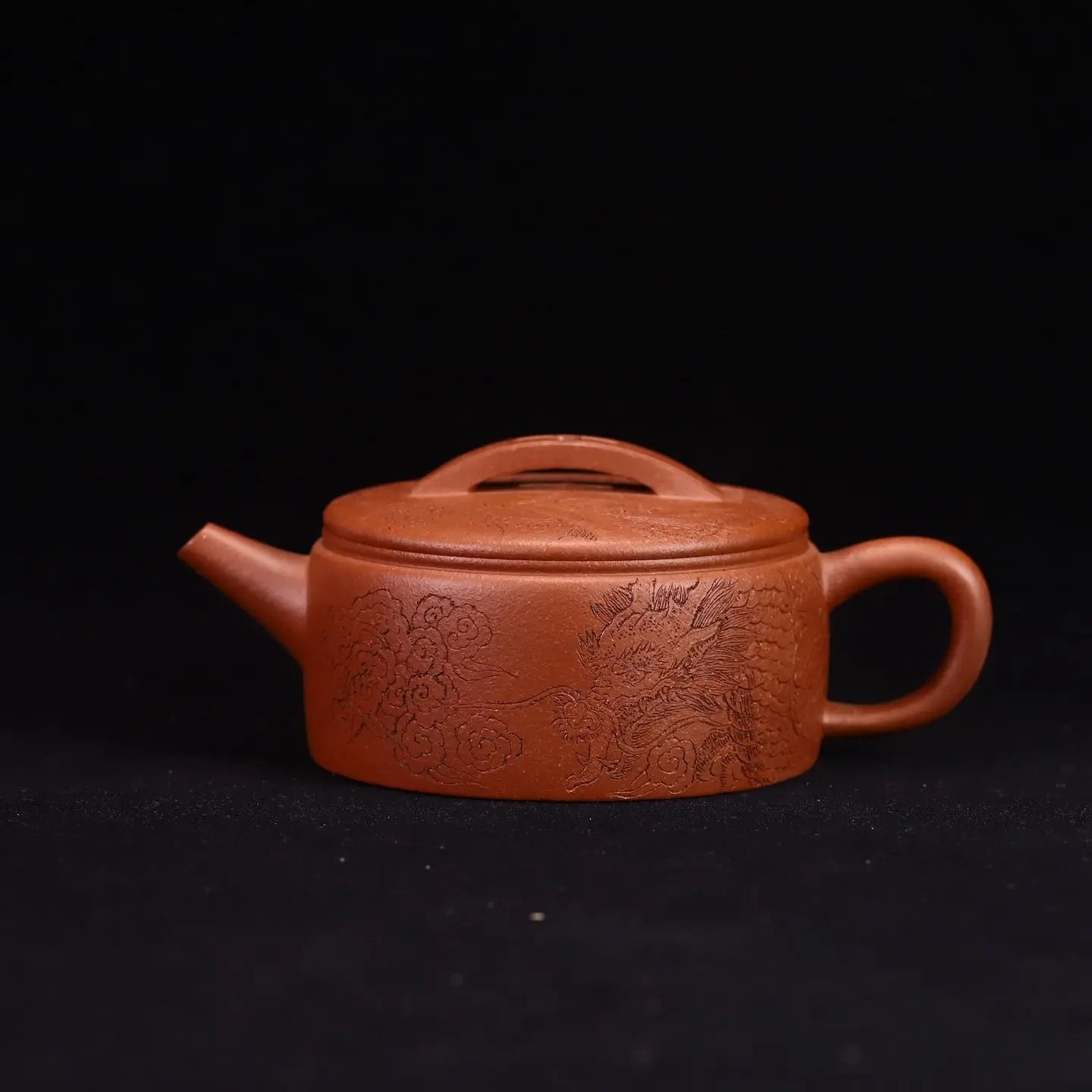 Han Wa 190cc - Yixing Handmade Teapot 江苏宜兴