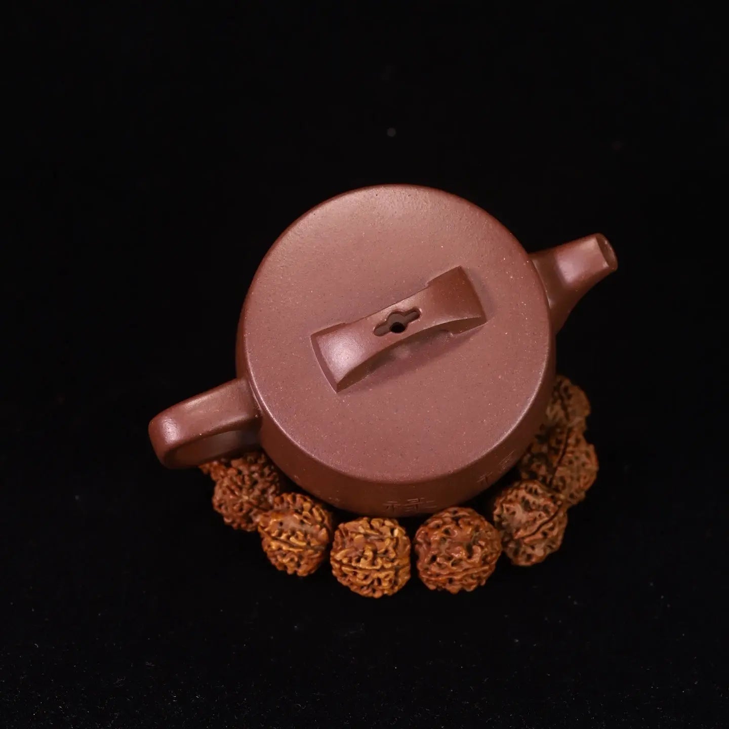 Han Wa 190cc - Yixing Handmade Teapot 江苏宜兴