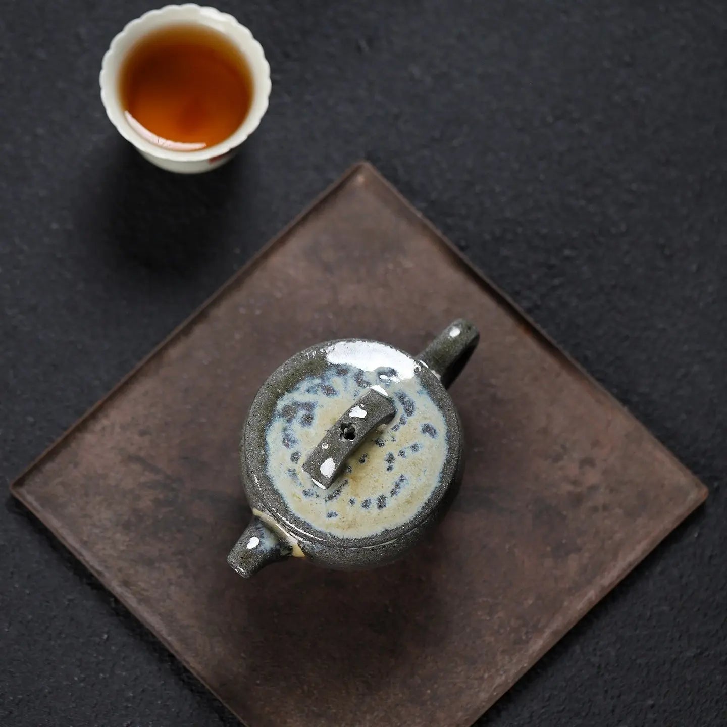Han Wa 200cc - Yixing Handmade Teapot 江苏宜兴