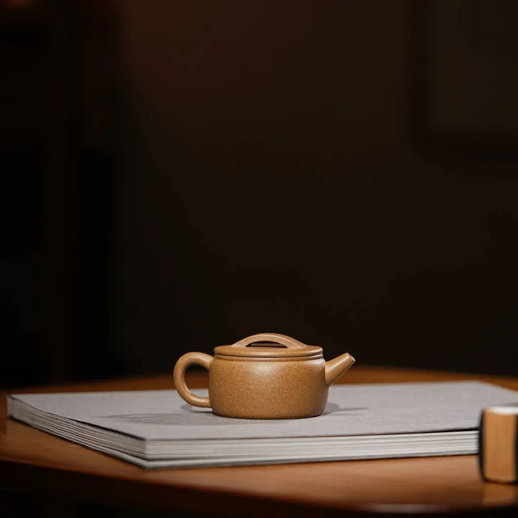 Han Wa 75cc - Yixing Handmade Teapot 江苏宜兴
