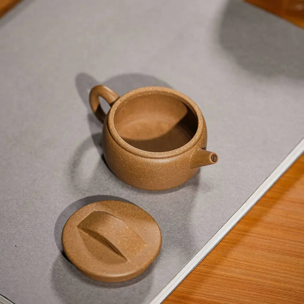 Han Wa 75cc - Yixing Handmade Teapot 江苏宜兴