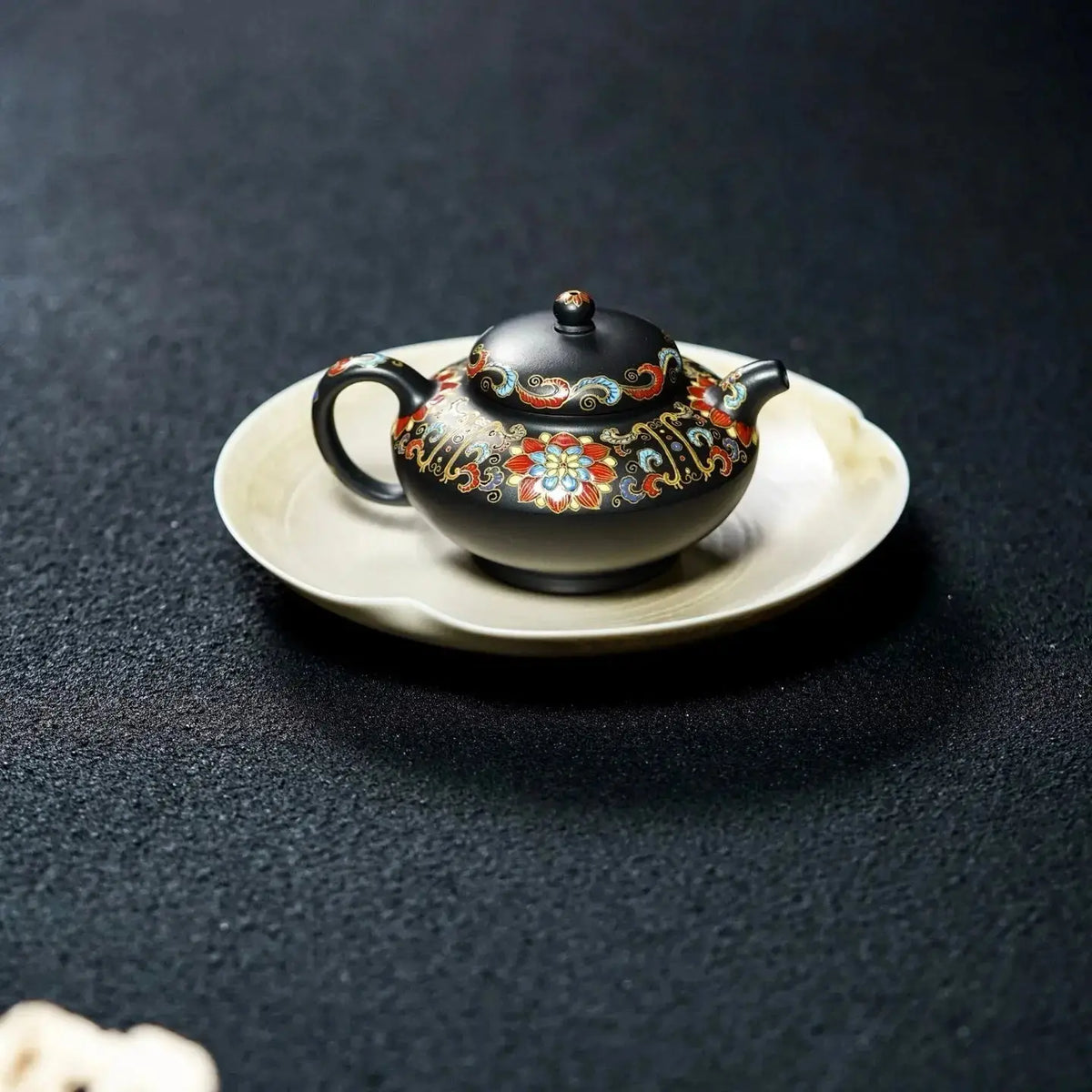 He Huan 130cc - Yixing Handmade Teapot 江苏宜兴