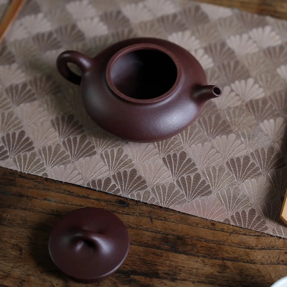 He Huan 160cc - Yixing Handmade Teapot 江苏宜兴