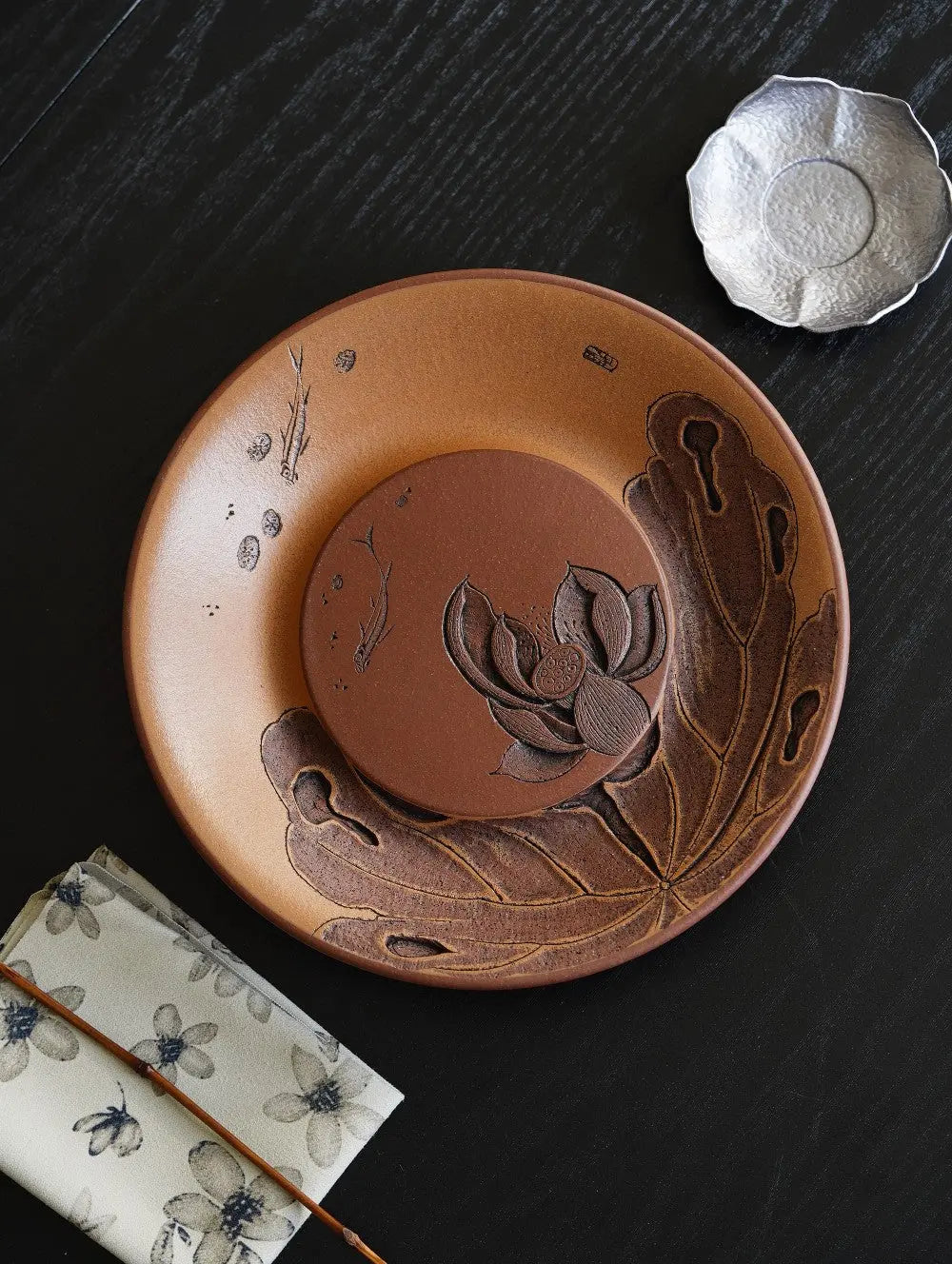 He Lian - Dry Bubble Tray 江苏宜兴