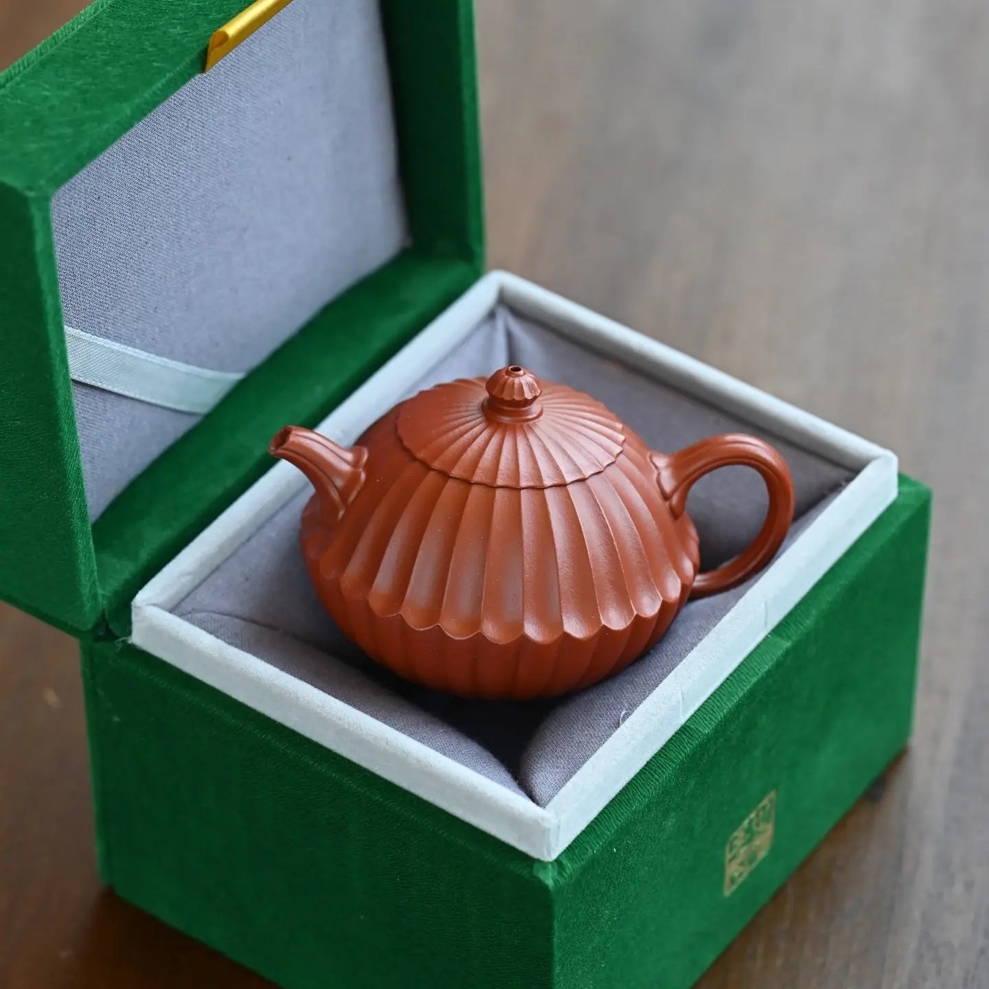 He Yue 160cc - Yixing Handmade Teapot 江苏宜兴