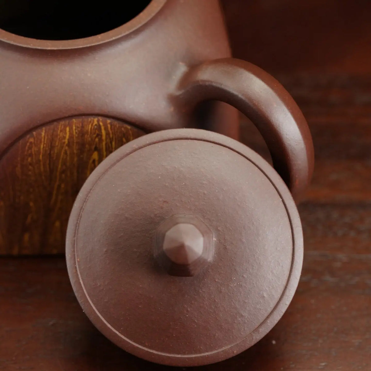 Hong Se Sheng Di 400cc - Yixing Handmade Teapot 【DM for price】 江苏宜兴