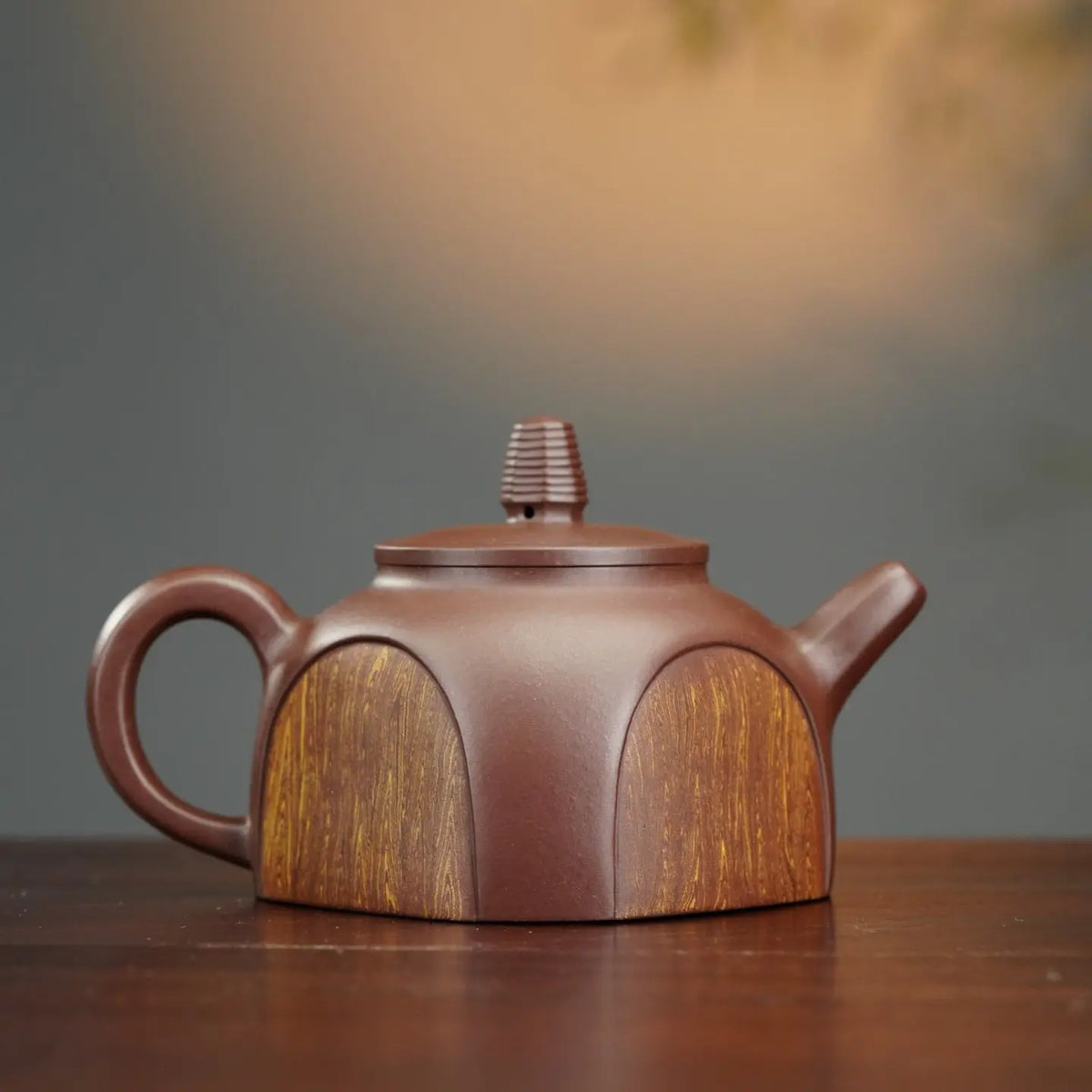 Hong Se Sheng Di 400cc - Yixing Handmade Teapot 【DM for price】 江苏宜兴