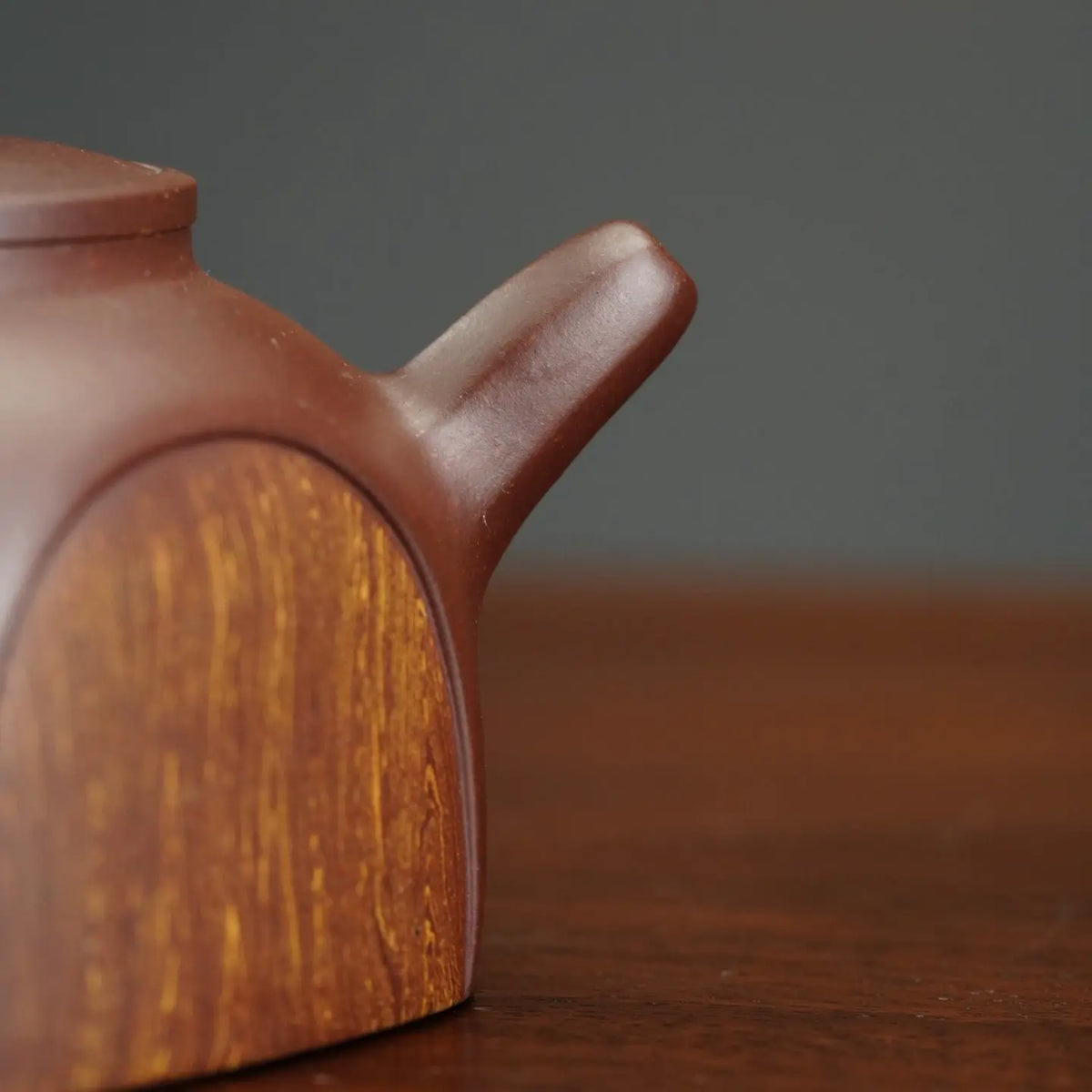 Hong Se Sheng Di 400cc - Yixing Handmade Teapot 【DM for price】 江苏宜兴