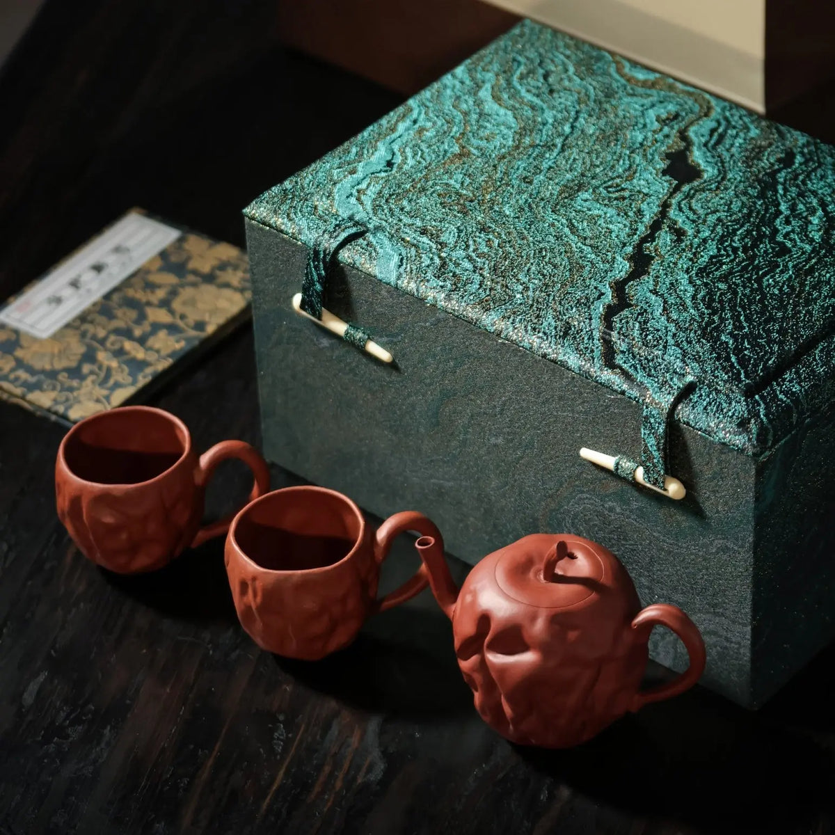 Hong Zao Set 150cc - Yixing Handmade Teapot 江苏宜兴
