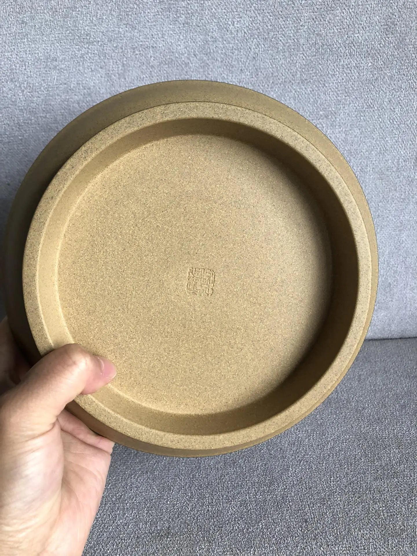 Hu Cheng - Dry Bubble Tray 江苏宜兴