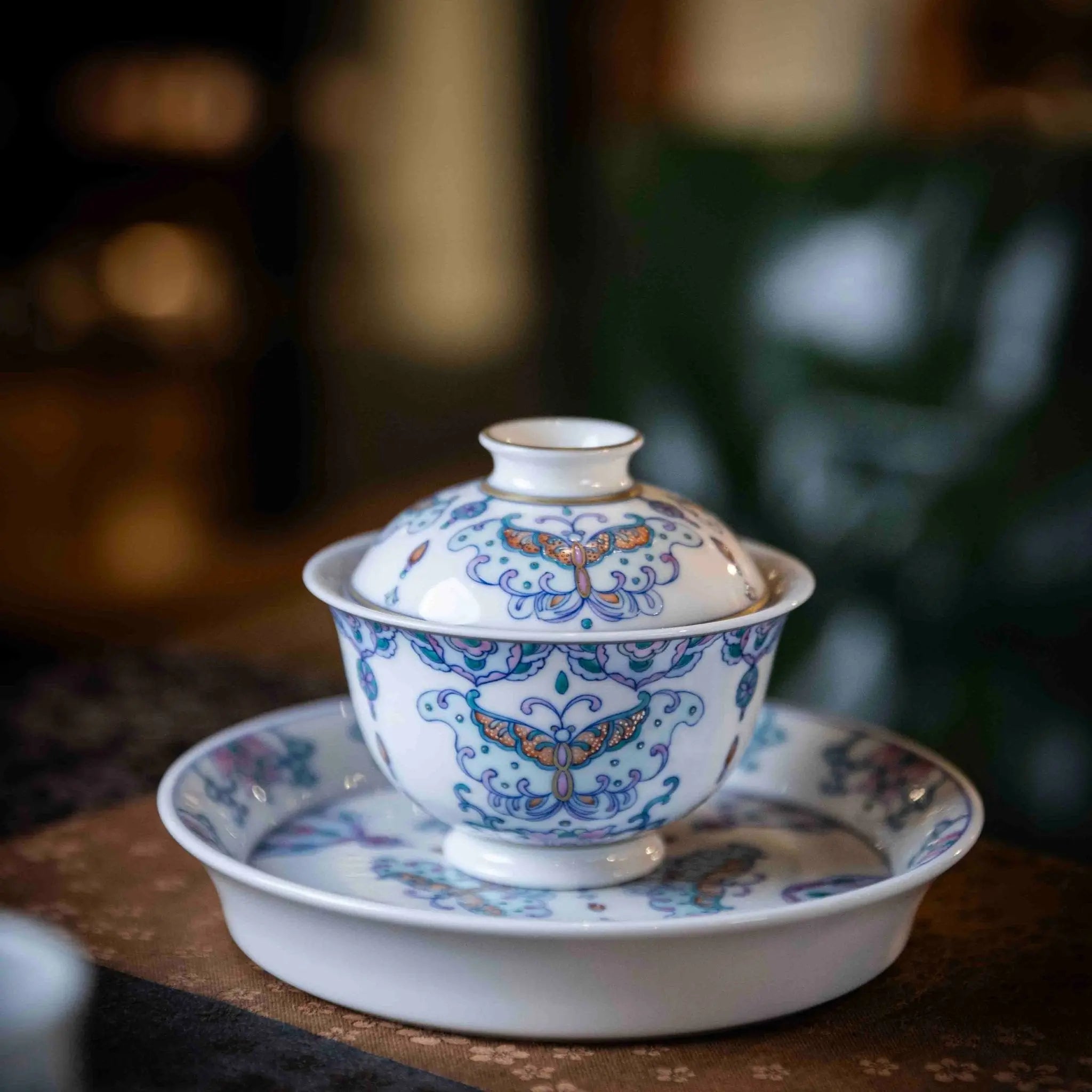 Hu Die 120cc - Jing De Zhen Porcelain Gaiwan 江苏宜兴
