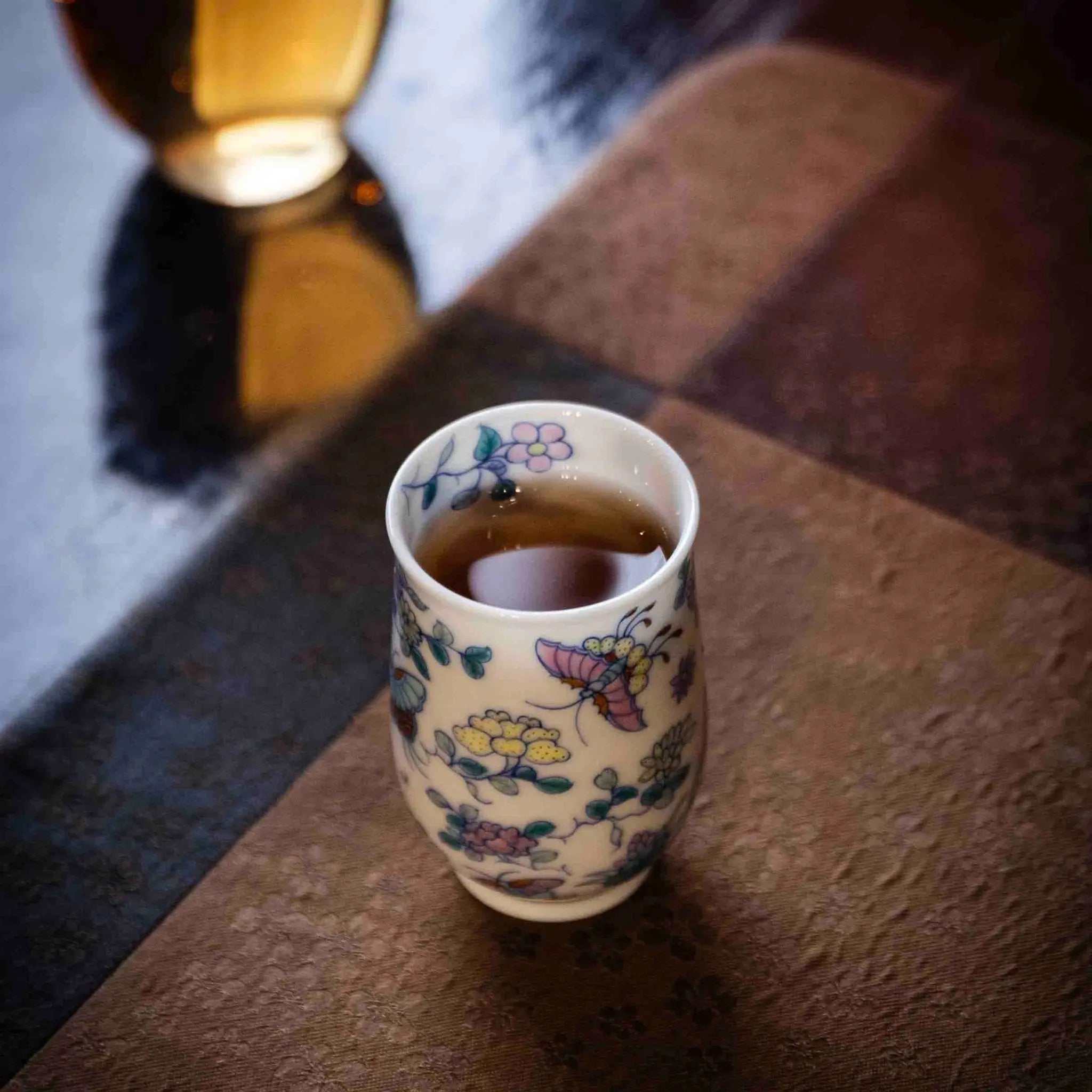 Hu Die 120cc - Jing De Zhen Porcelain Gaiwan 江苏宜兴