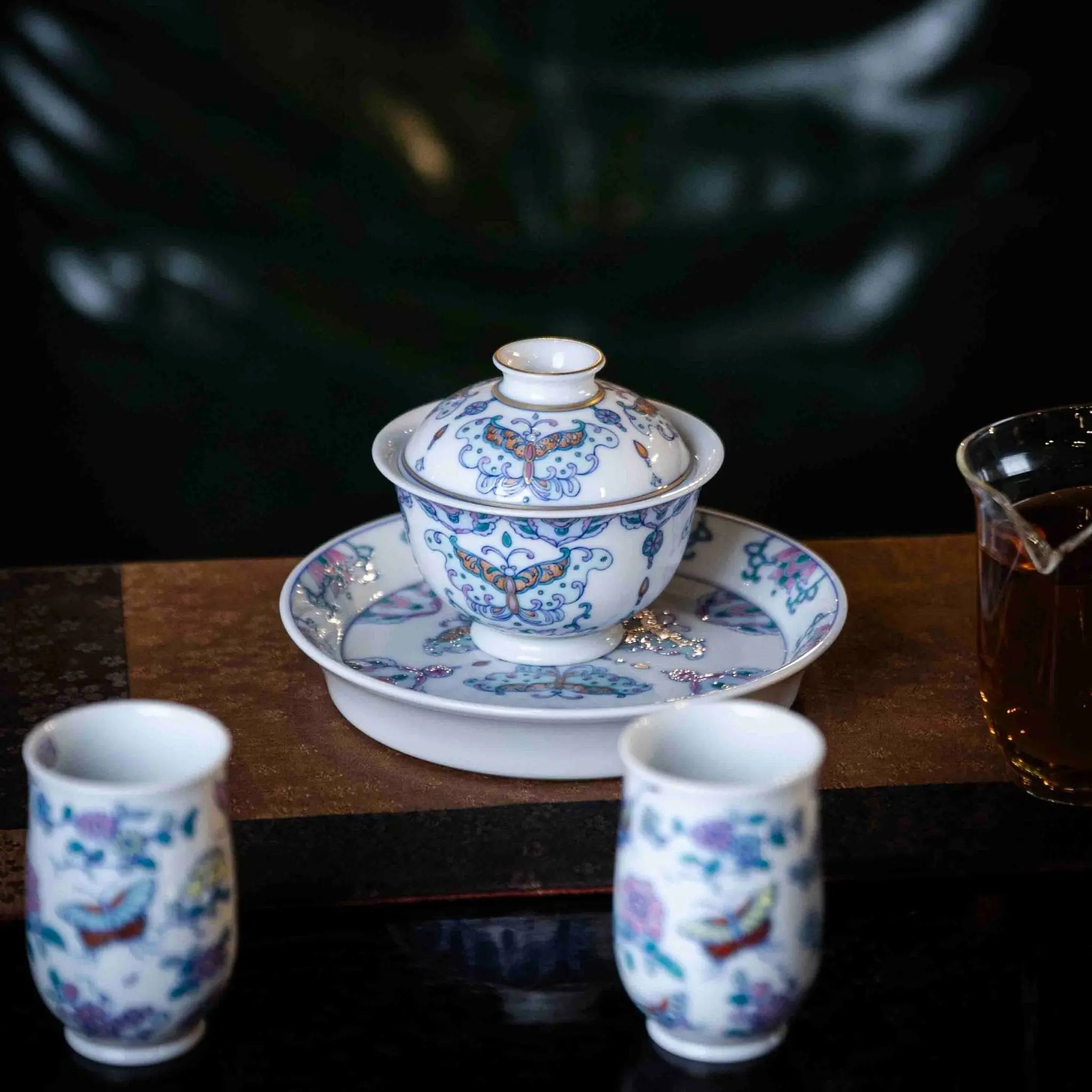 Hu Die 120cc - Jing De Zhen Porcelain Gaiwan 江苏宜兴