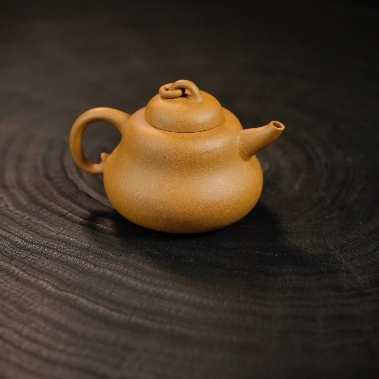 Hu Lu 130cc - Yixing Handmade Teapot 江苏宜兴