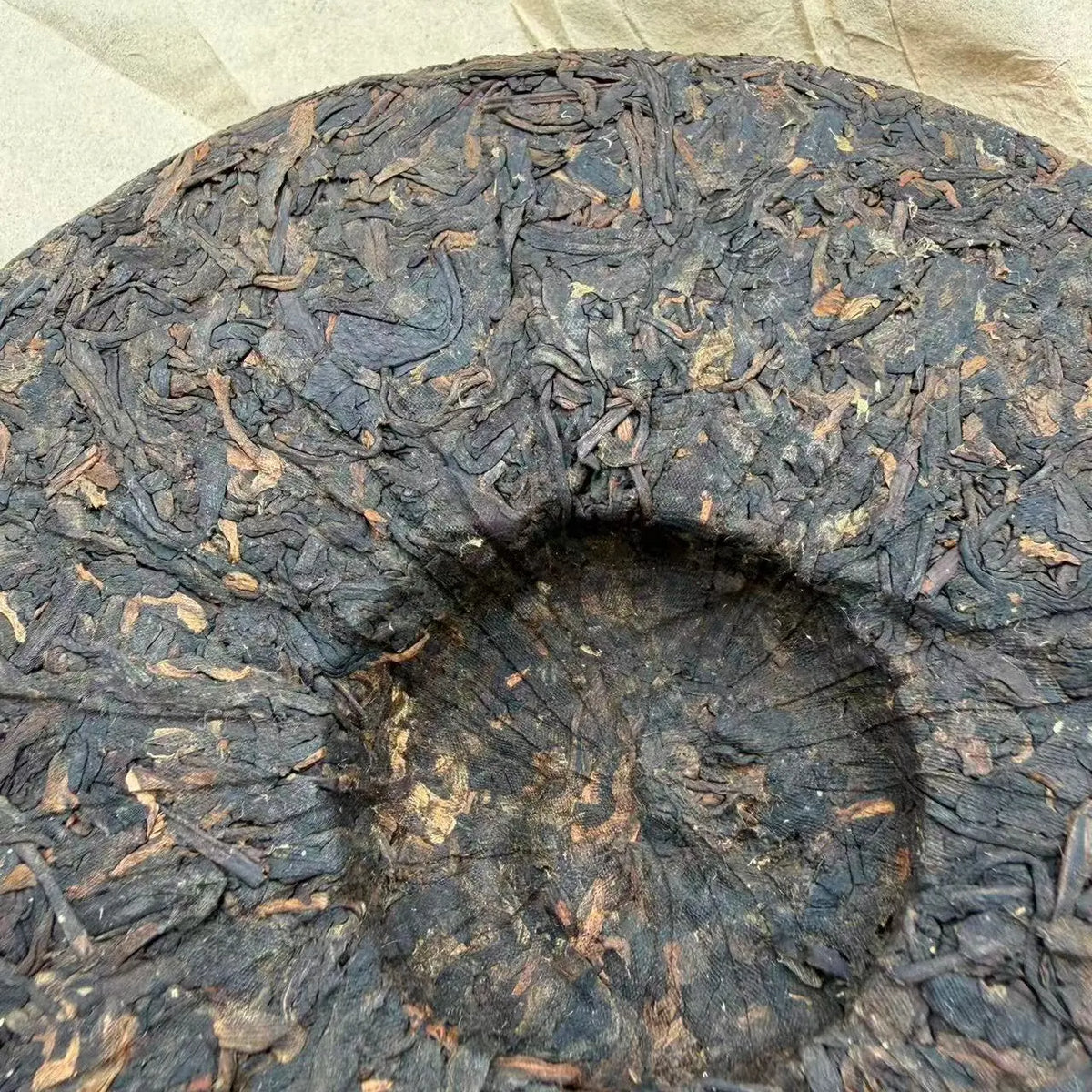 Hu Po Chen Xiang Shu Pu'er Tea - Fine Tea 【AD】 zycschina
