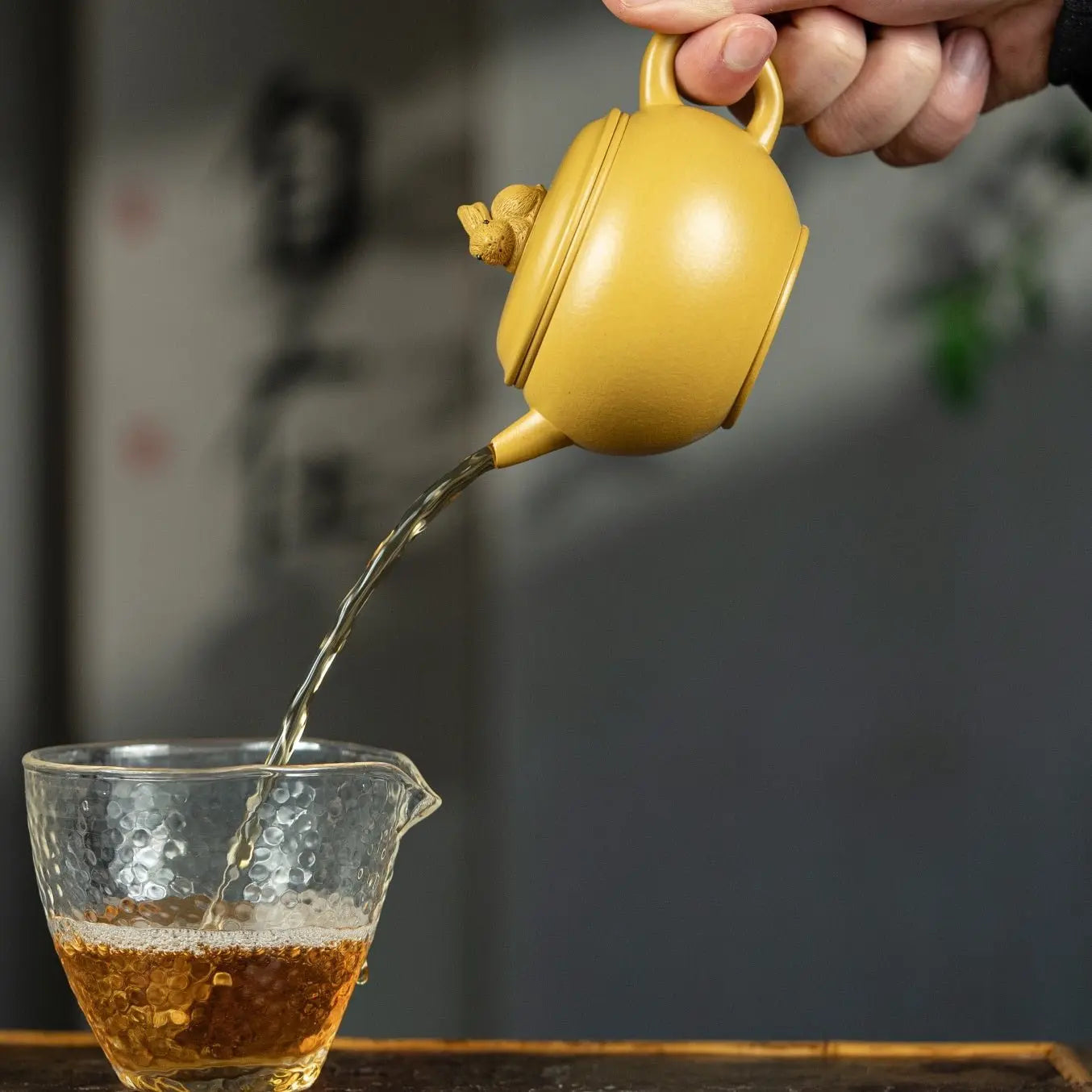 Hua Hao Yue Yuan 200cc - Yixing Handmade Teapot 江苏宜兴