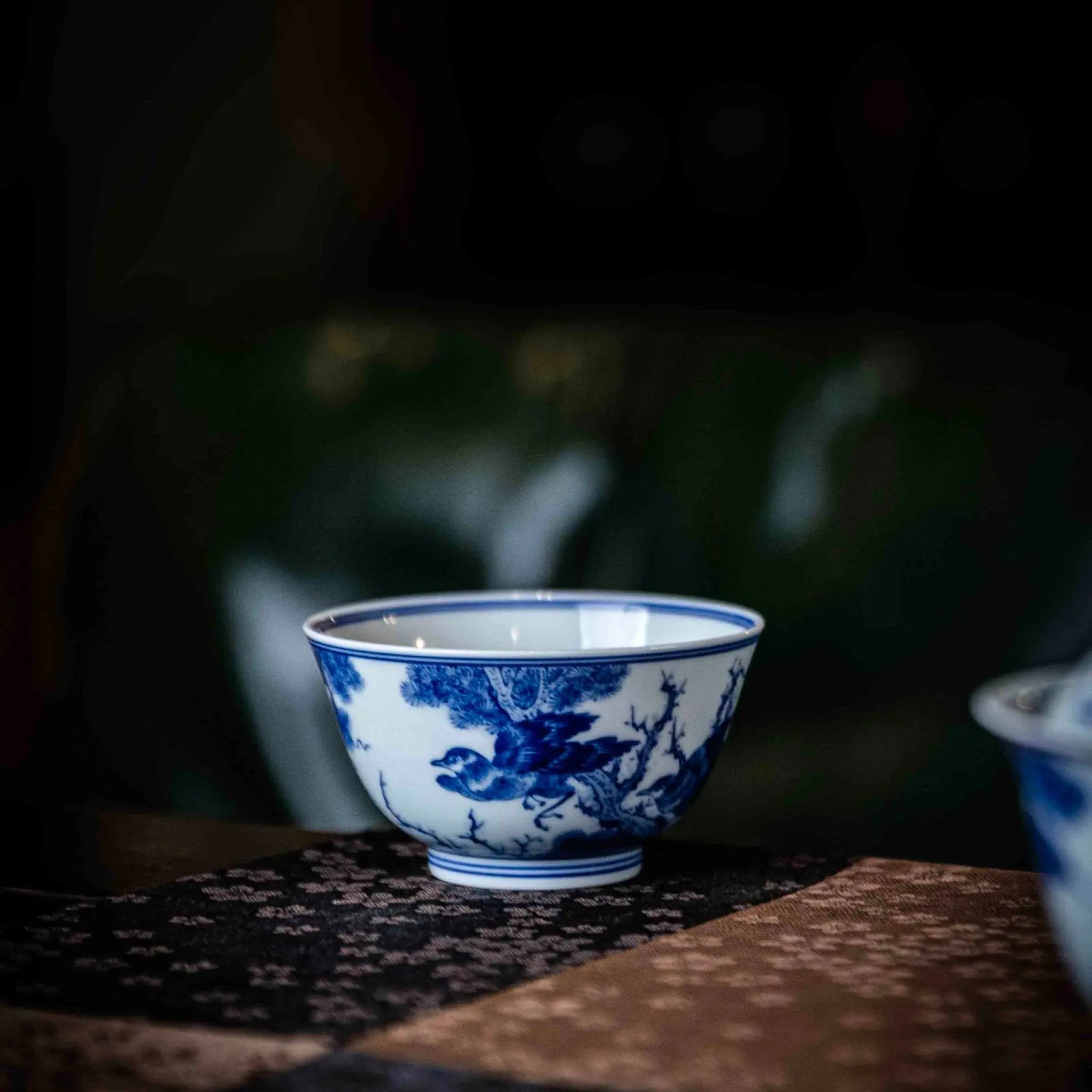 Hua Niao 120cc - Jing De Zhen Porcelain Gaiwan zycschina
