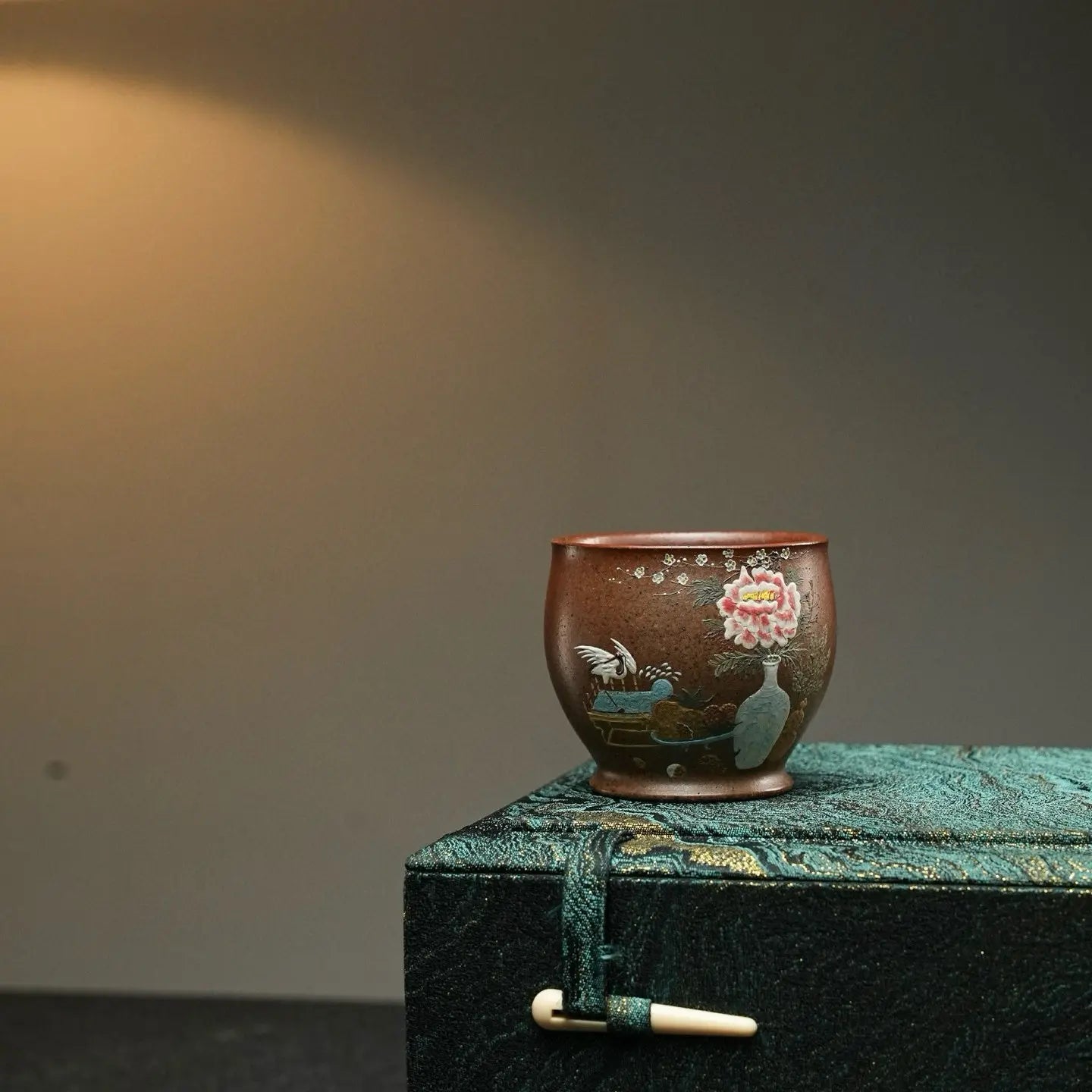 Hua Ting Yuan Rong 130cc - Yixing Handmade Teacup 江苏宜兴