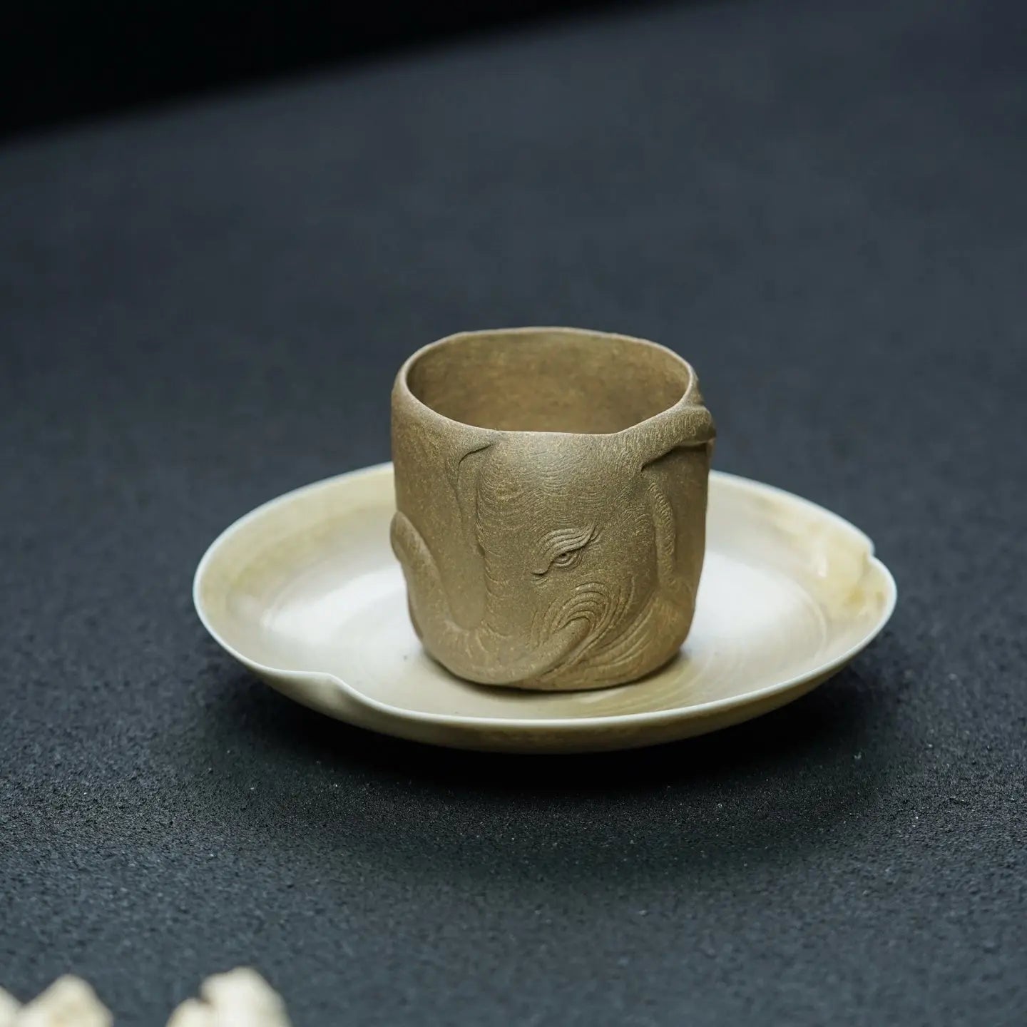 Ji Xiang 150cc - Yixing Handmade Teapot 江苏宜兴