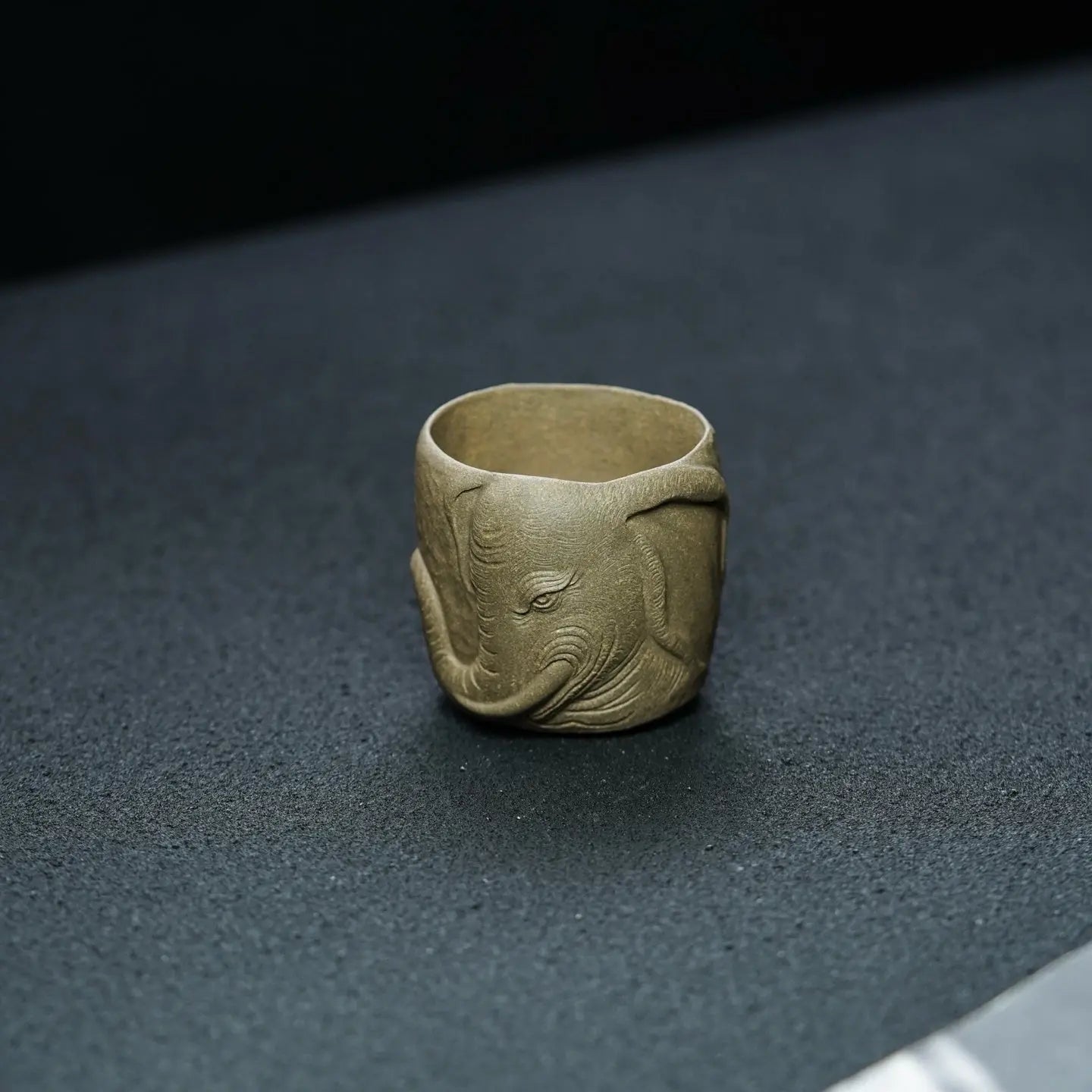 Ji Xiang 150cc - Yixing Handmade Teapot 江苏宜兴