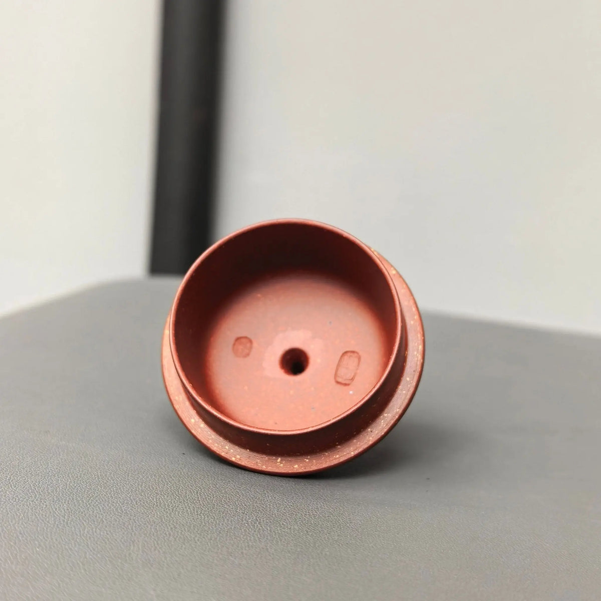 Jian Liu De Zhong 180cc - Yixing Handmade Teapot 江苏宜兴