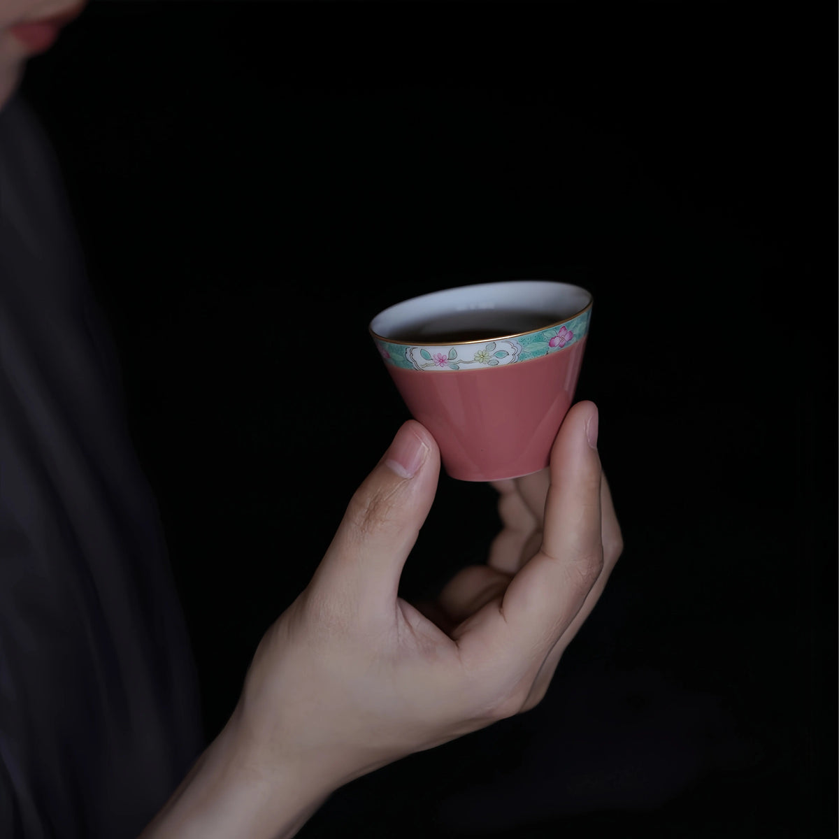 Jiang Sha Hua Cao 140cc - Jingdezhen Porcelain Gaiwan zycschina