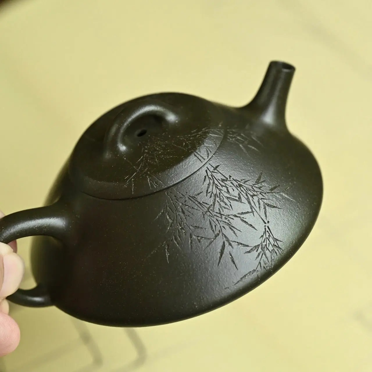 Jie Gai Shi Piao 110cc - Yixing Handmade Teapot 江苏宜兴