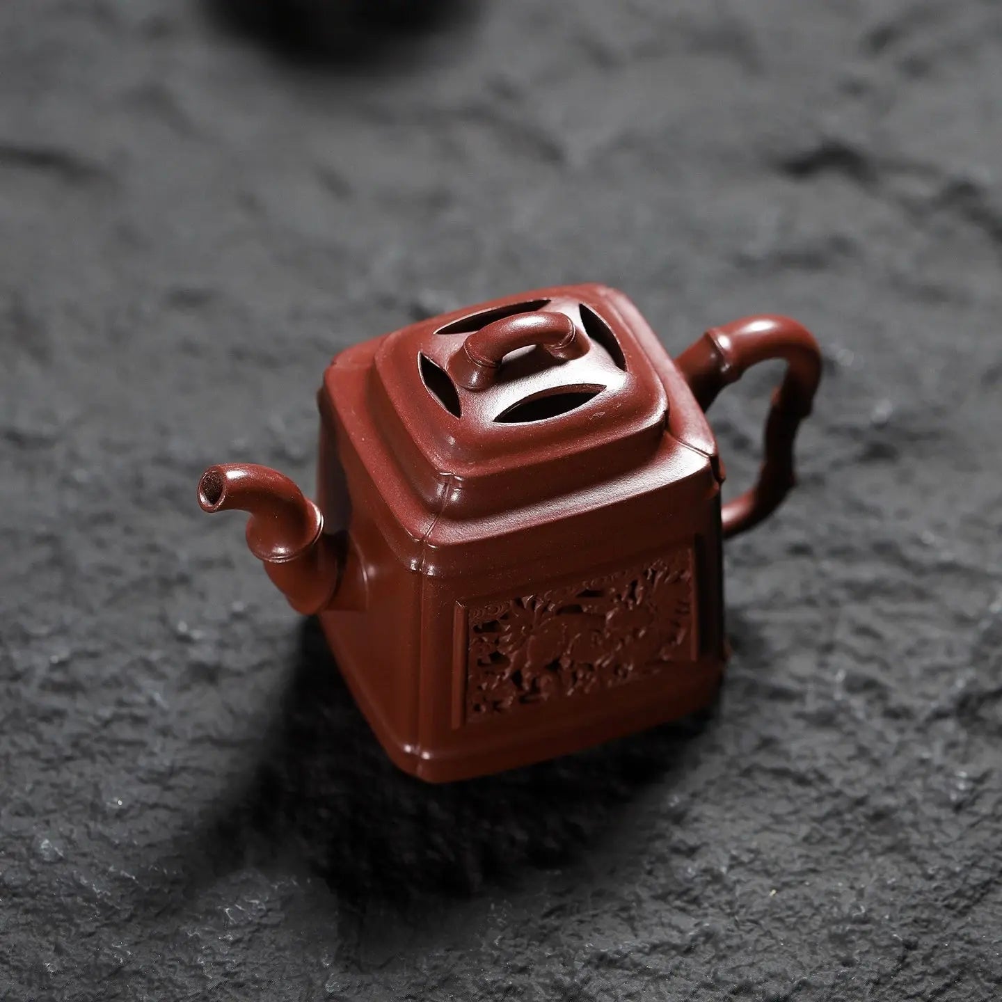 Jie Jie Gao Sheng 200cc - Yixing Handmade Teapot 江苏宜兴