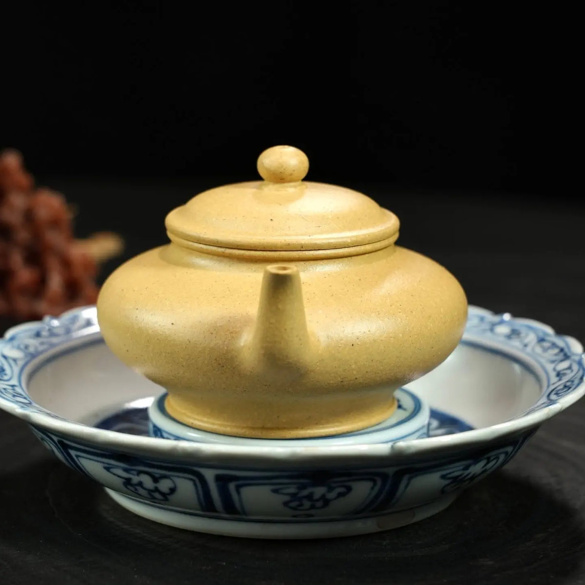 Jin Deng 150cc - Yixing Handmade Teapot 江苏宜兴