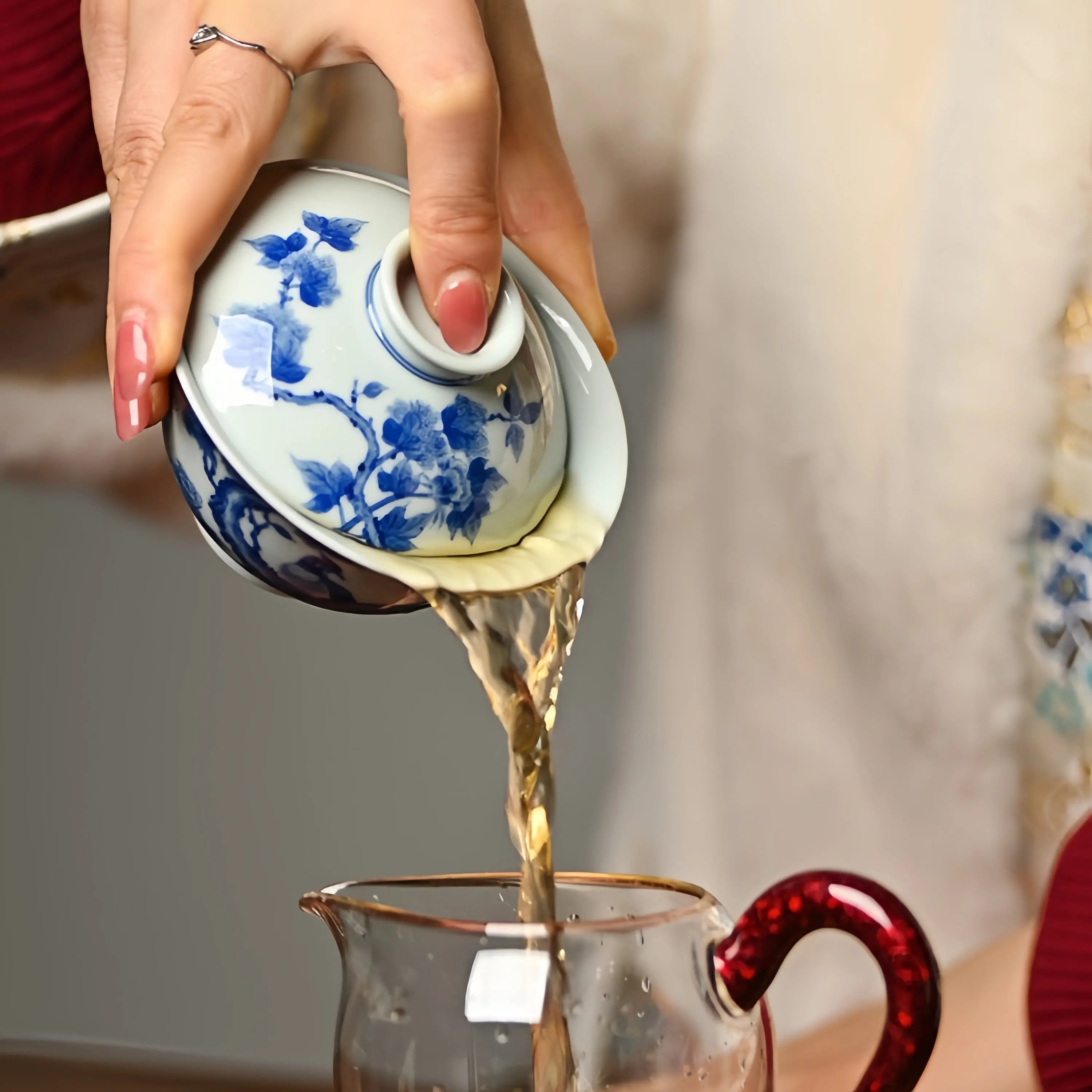 Jin Shang Tian Hua 140cc - Jing De Zhen Porcelain Gaiwan zycschina