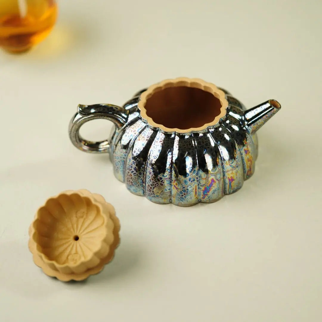 Jin Wen Ban Yue 210cc - Yixing Handmade Teapot 江苏宜兴