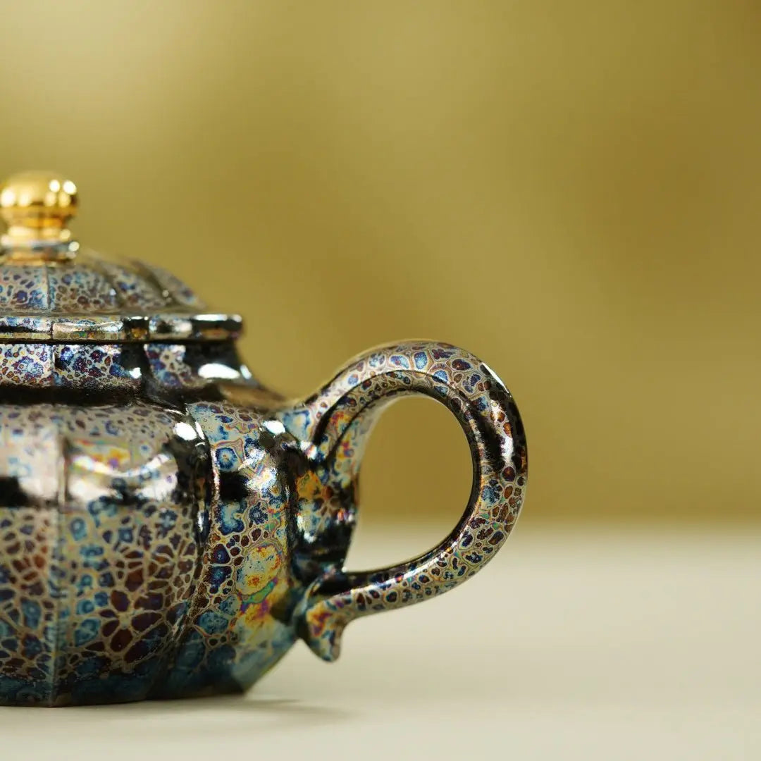 Jin Wen Fang Gu 180cc - Yixing Handmade Teapot 江苏宜兴