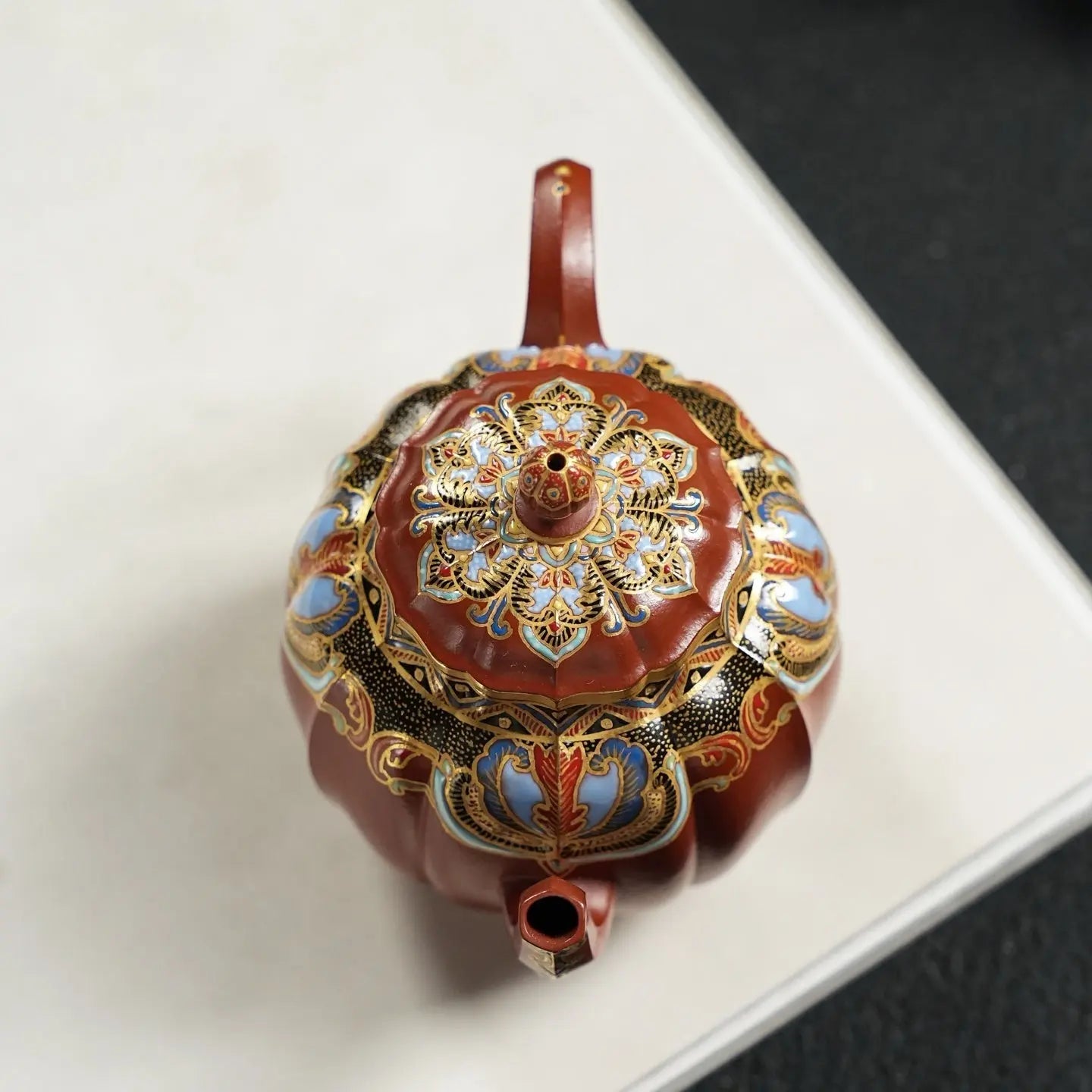 Jin Wen Gong Deng 200cc - Yixing Handmade Teapot 江苏宜兴