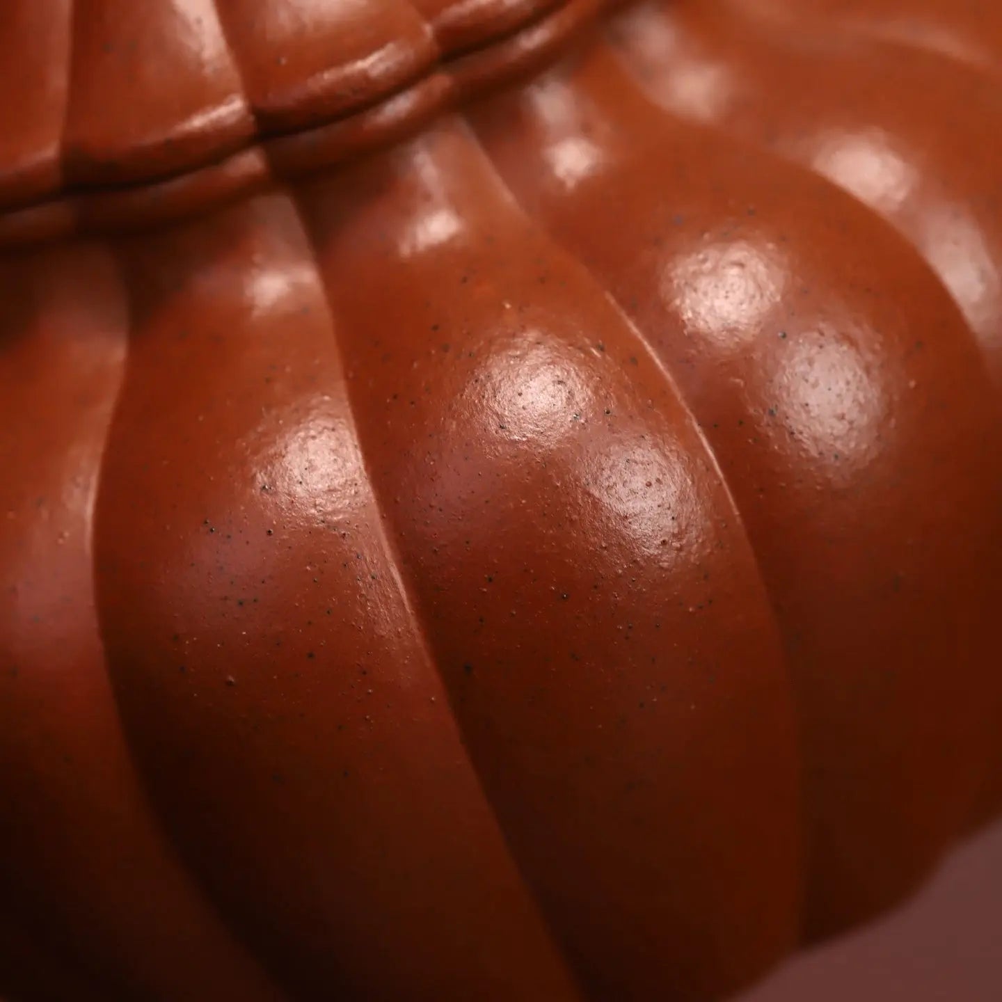 Jin Wen Lian Zi 220cc - Yixing Handmade Teapot 江苏宜兴