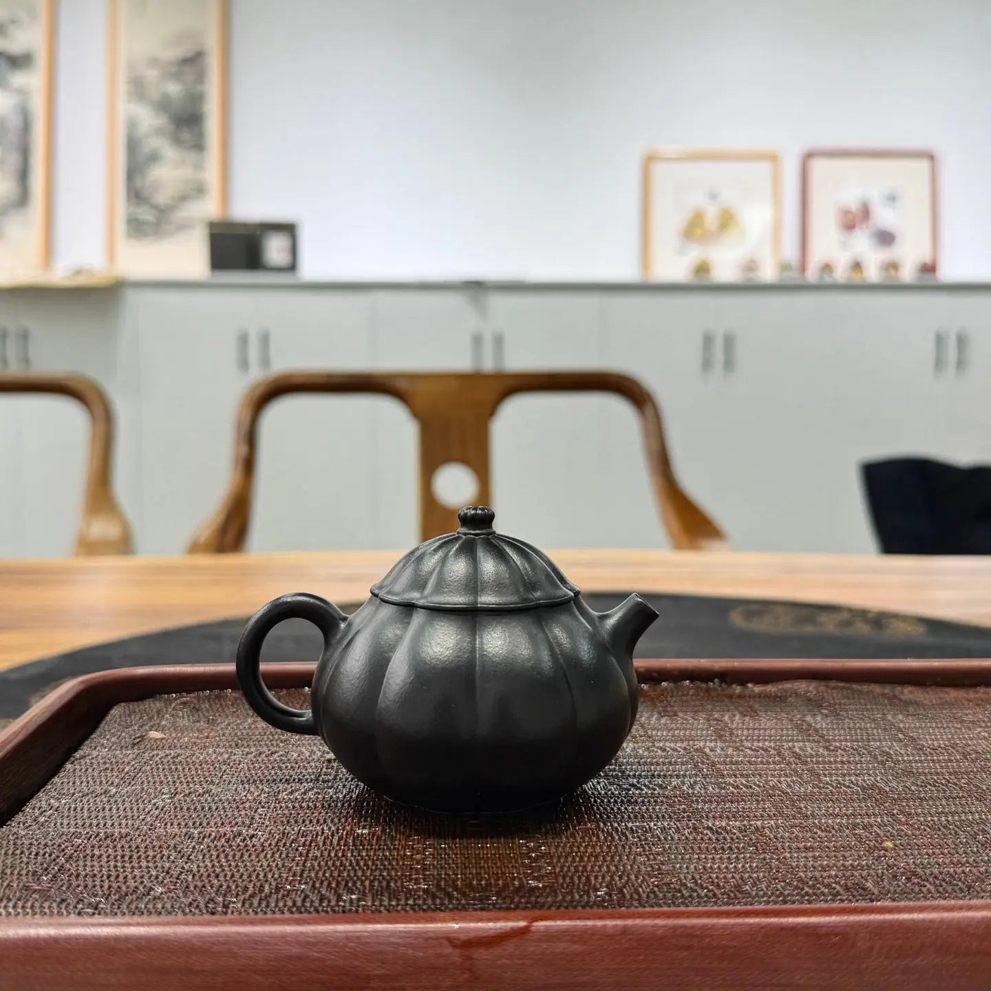 Jin Wen Ling Long 135cc - Yixing Handmade Teapot 江苏宜兴