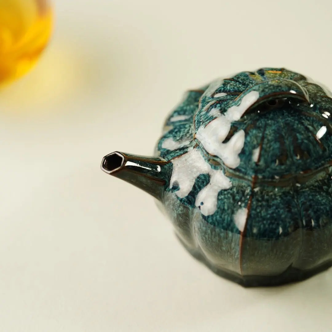 Jin Wen Shui Ping 180cc - Yixing Handmade Teapot 江苏宜兴