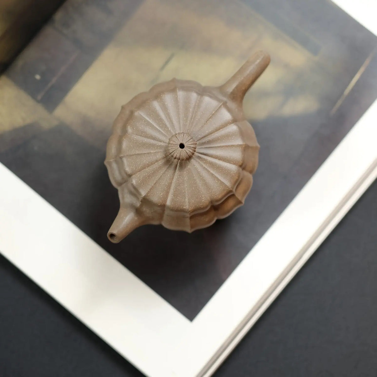 Jin Wen Si Fang 200cc - Yixing Handmade Teapot 江苏宜兴