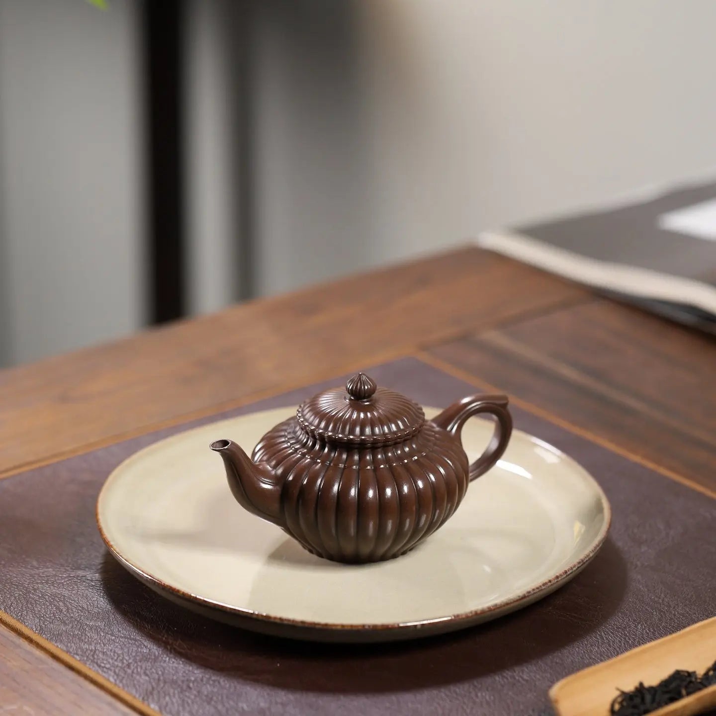 Jin Wen Xiao Ying 150cc - Yixing Handmade Teapot 江苏宜兴