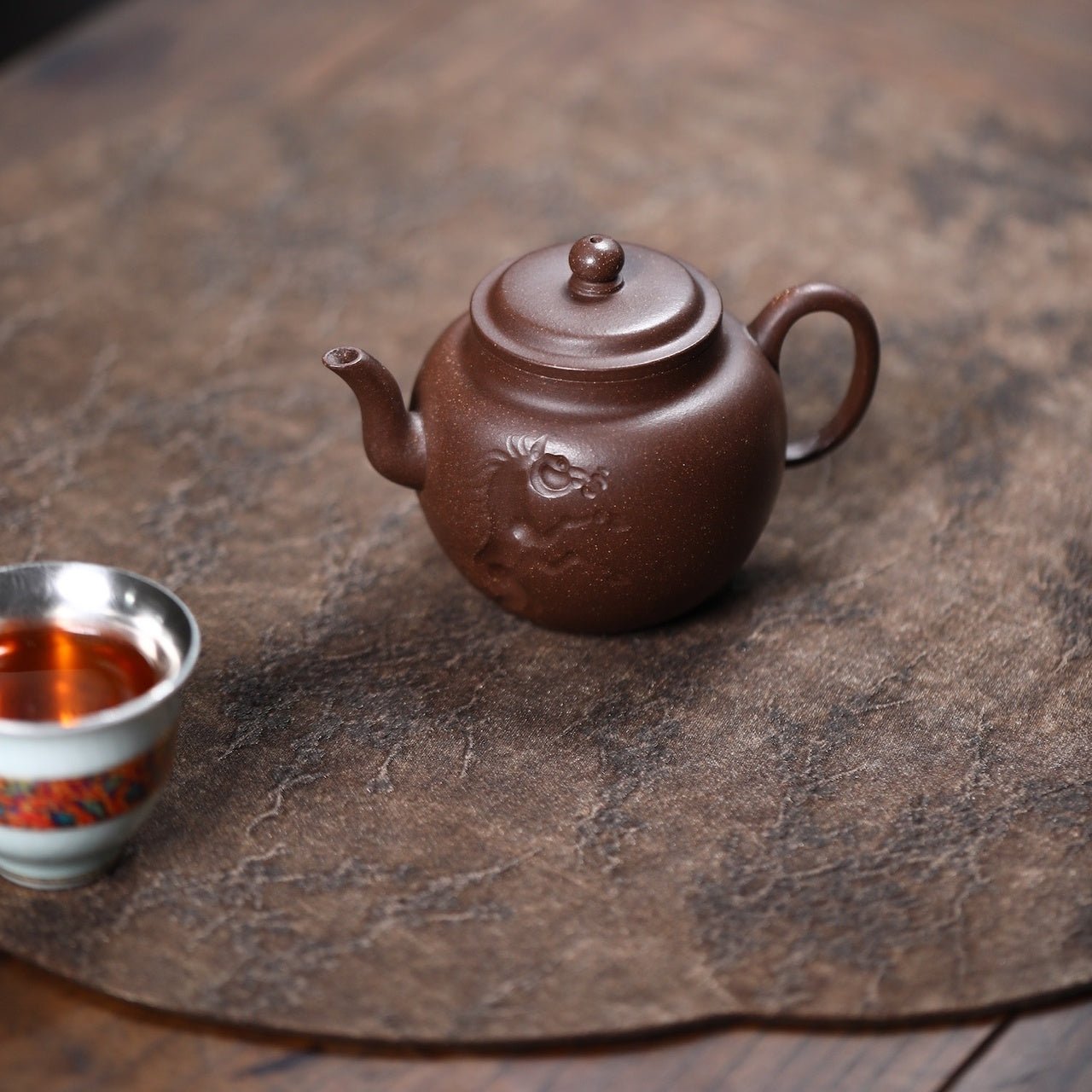 Jin Xiu Gong Deng 210cc - Yixing Handmade Teapot 江苏宜兴