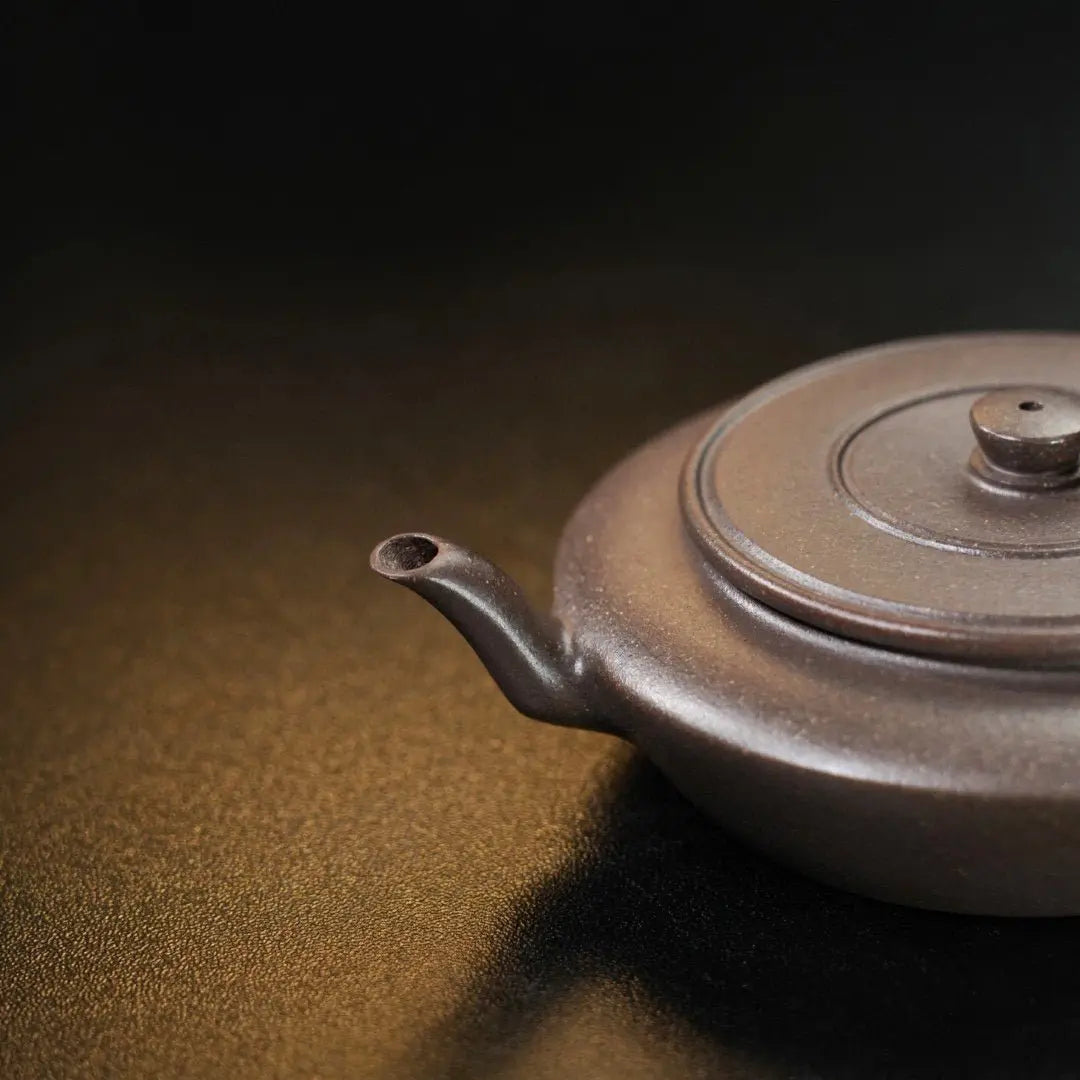 Jing He 120cc - Yixing Handmade Teapot 江苏宜兴