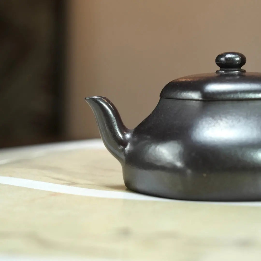 Jing Le 160cc - Yixing Handmade Teapot 江苏宜兴