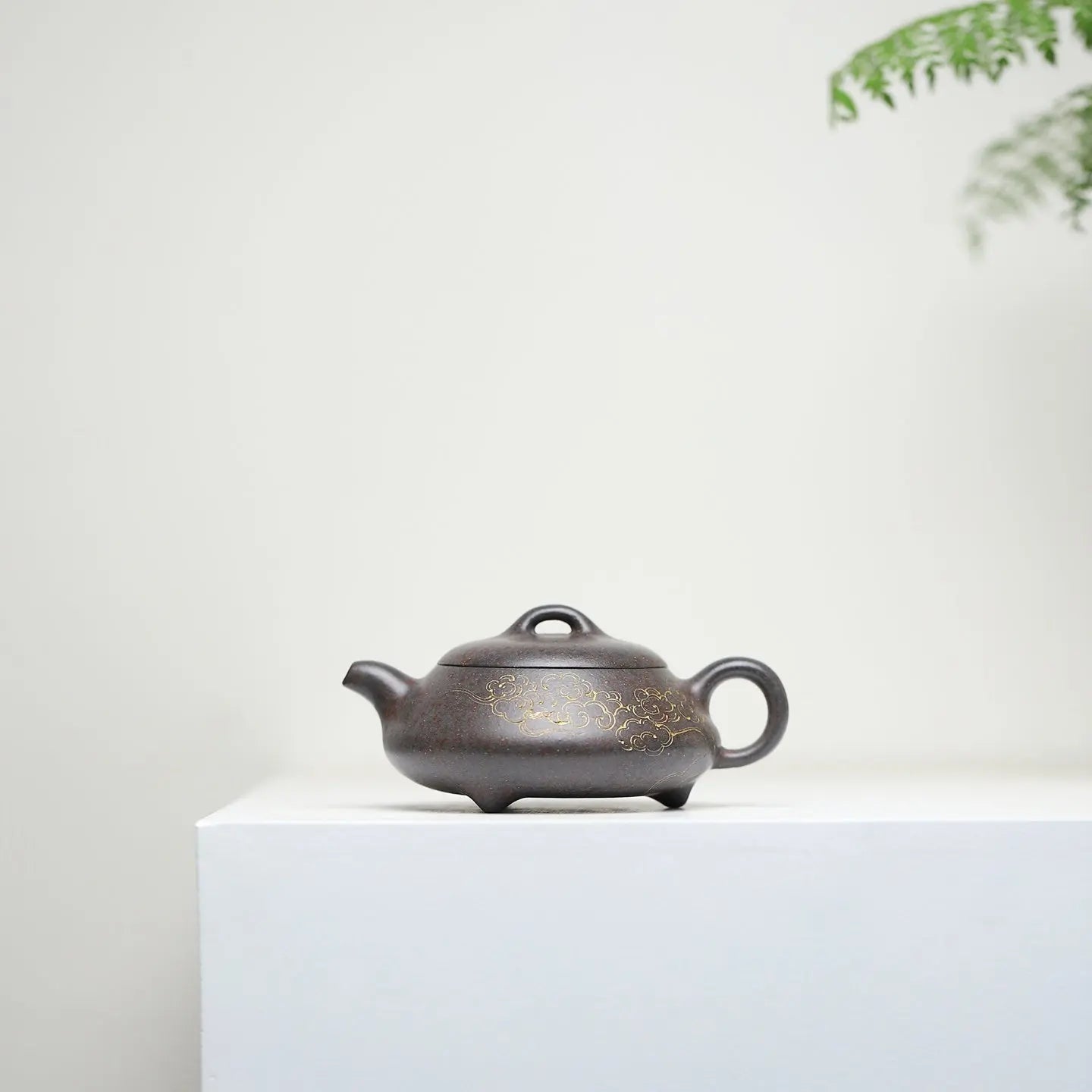 Jing Zhou Shi Piao 140cc - Yixing Handmade Teapot 江苏宜兴